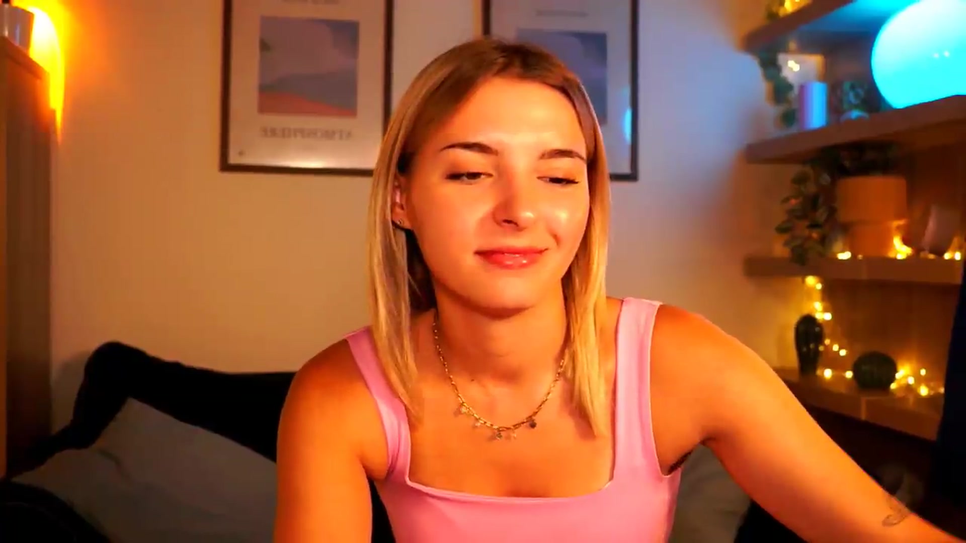 Gallery image thumbnail from Pixie_Pie's myfreecams stream on, 08/22/2026, 10:08 image 16 of 20