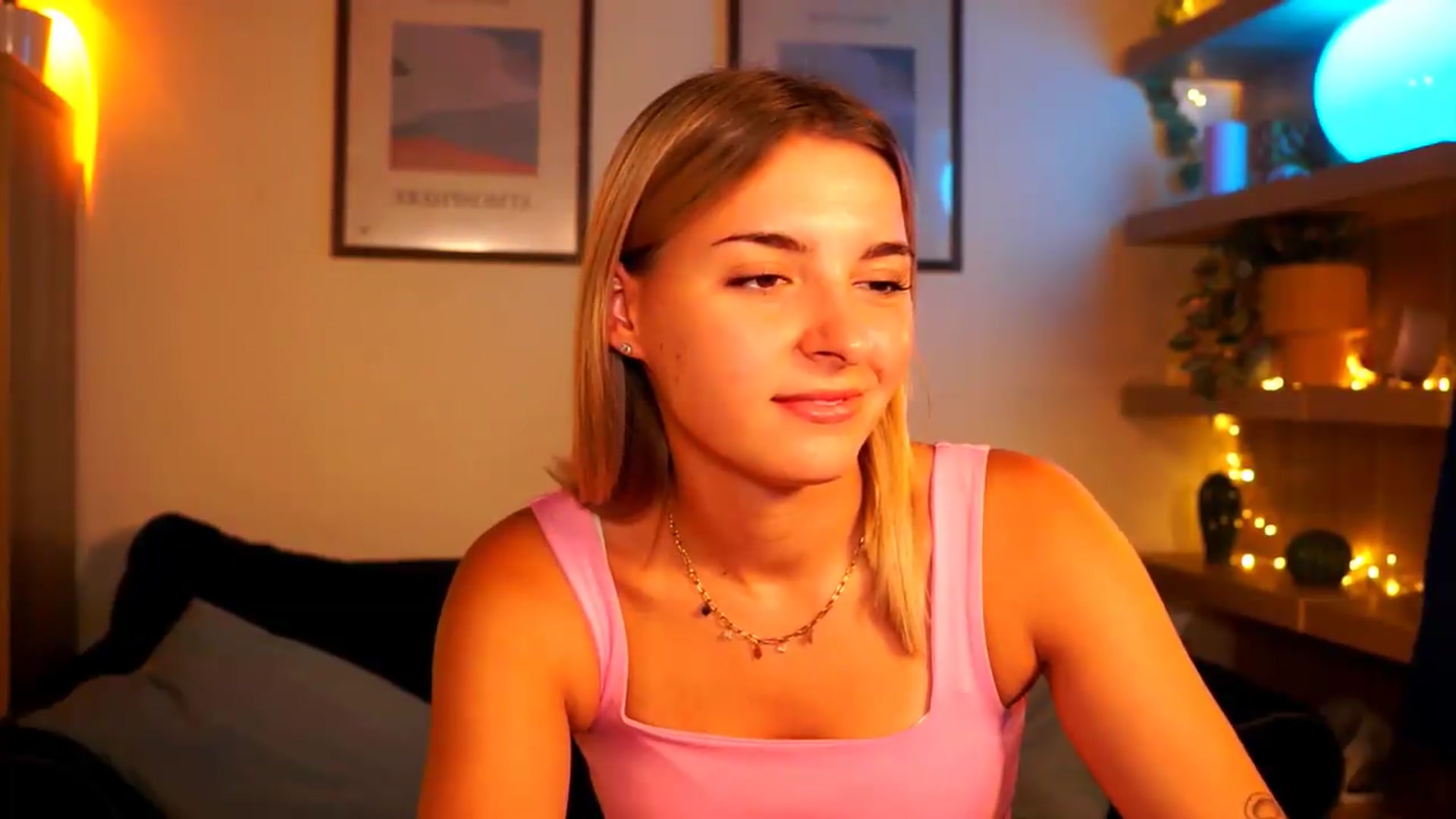 Gallery image thumbnail from Pixie_Pie's myfreecams stream on, 08/22/2026, 10:08 image 11 of 20