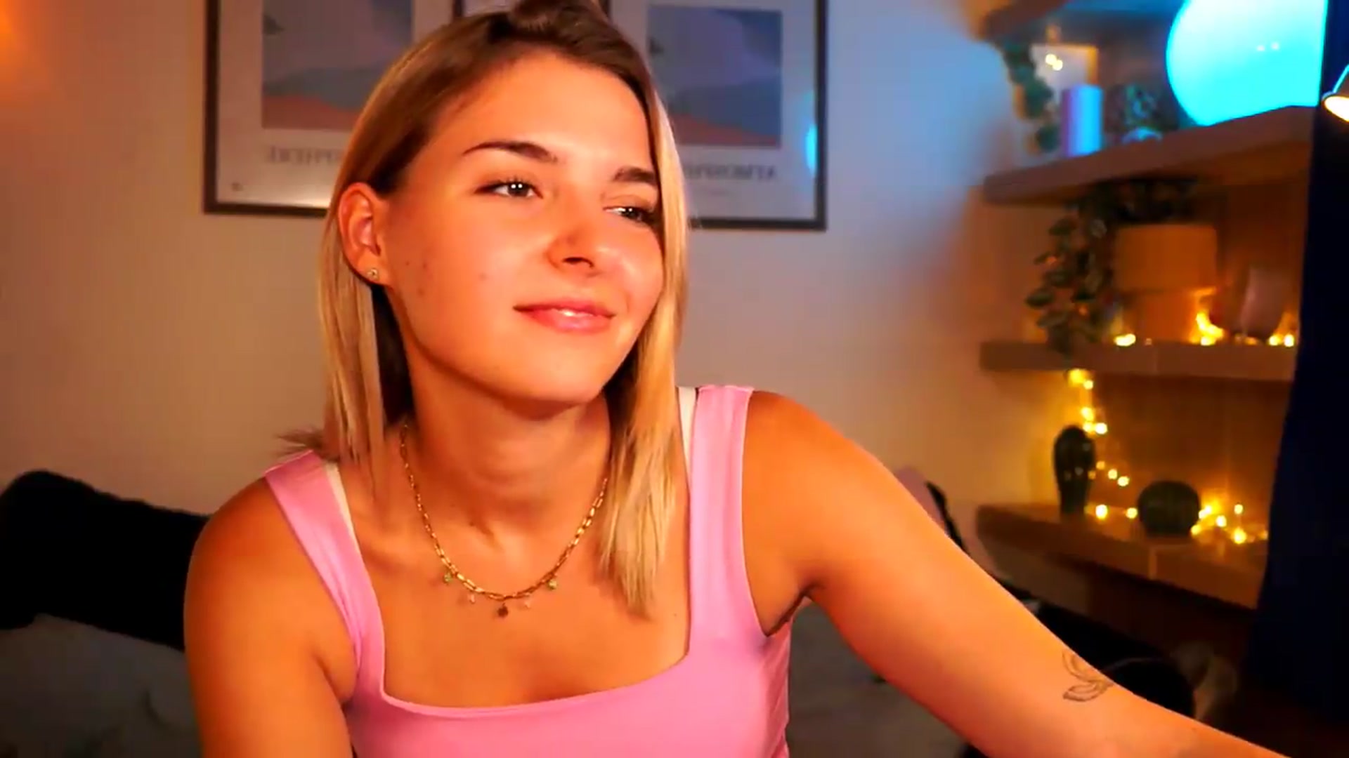 Gallery image thumbnail from Pixie_Pie's myfreecams stream on, 08/22/2026, 11:54 image 8 of 20