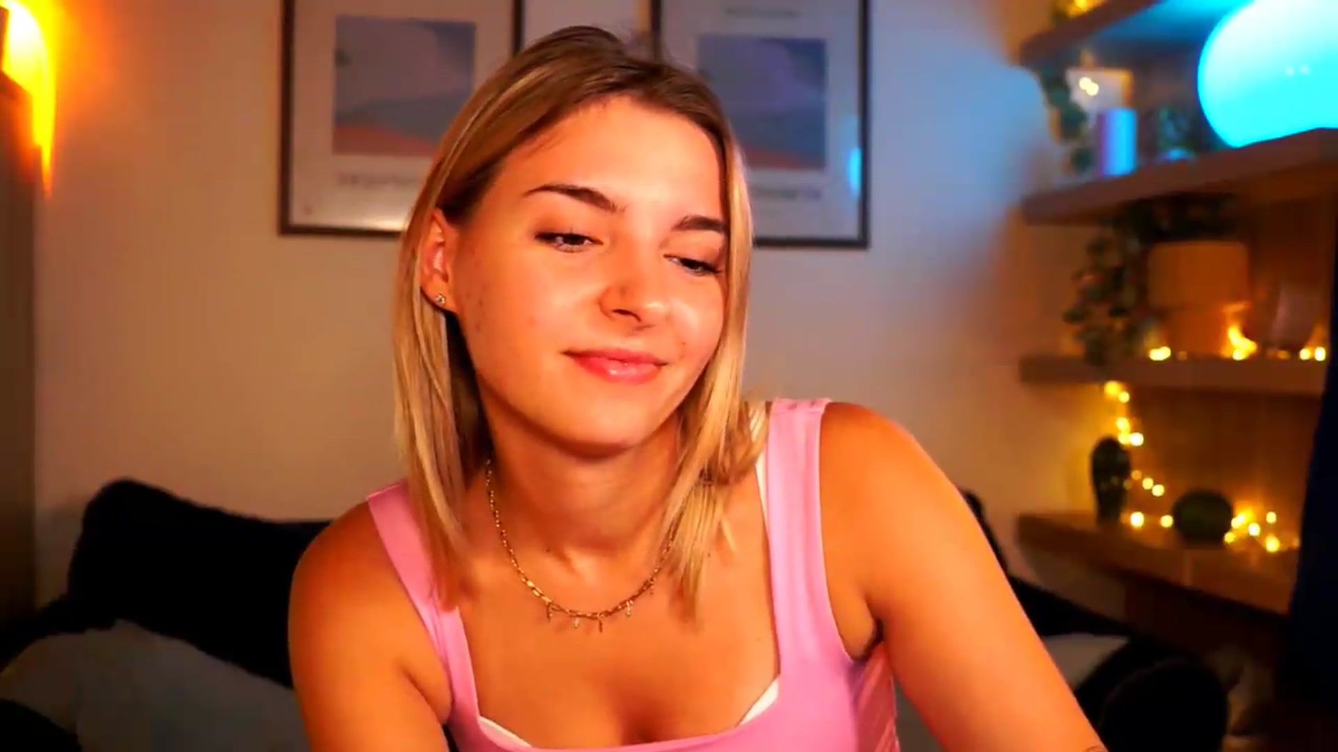 Gallery image thumbnail from Pixie_Pie's myfreecams stream on, 08/22/2026, 11:54 image 19 of 20