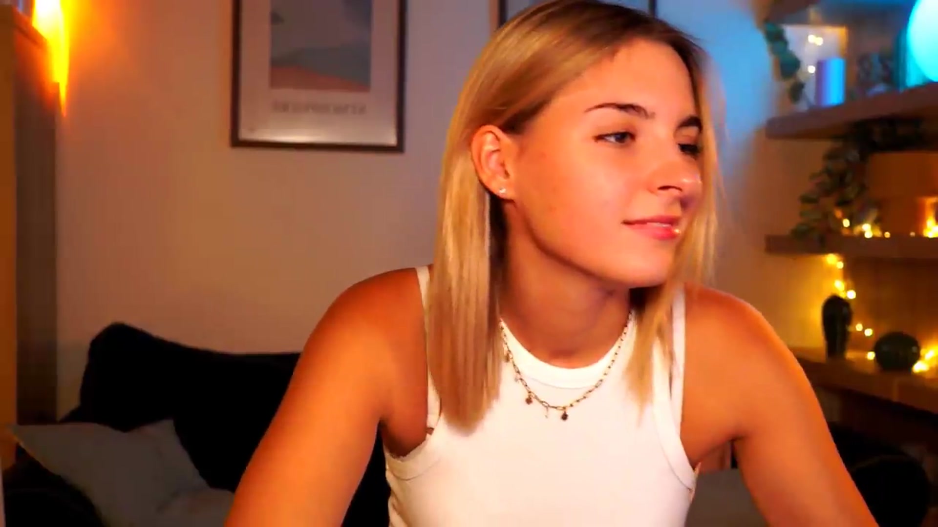 Gallery image thumbnail from Pixie_Pie's myfreecams stream on, 08/23/2026, 14:09 image 13 of 20