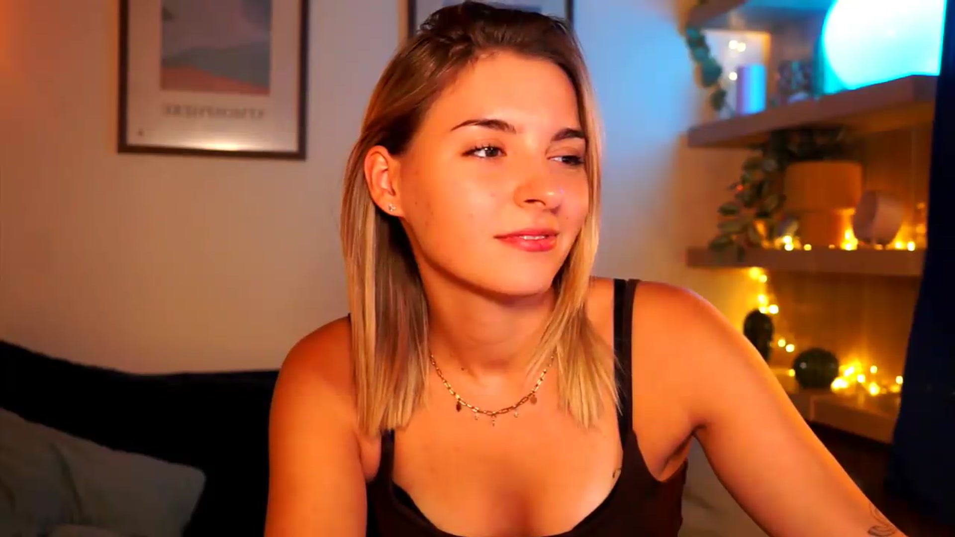 Gallery image thumbnail from Pixie_Pie's myfreecams stream on, 08/24/2026, 15:30 image 18 of 20