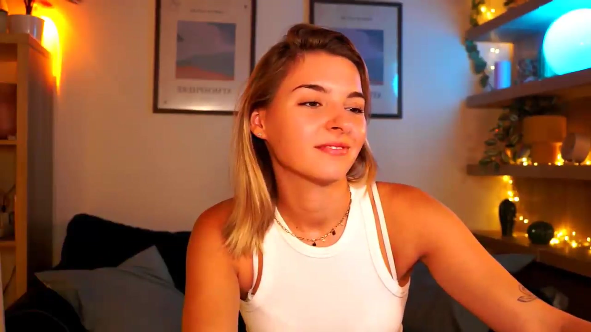 Gallery image thumbnail from Pixie_Pie's myfreecams stream on, 08/26/2026, 11:49 image 3 of 20