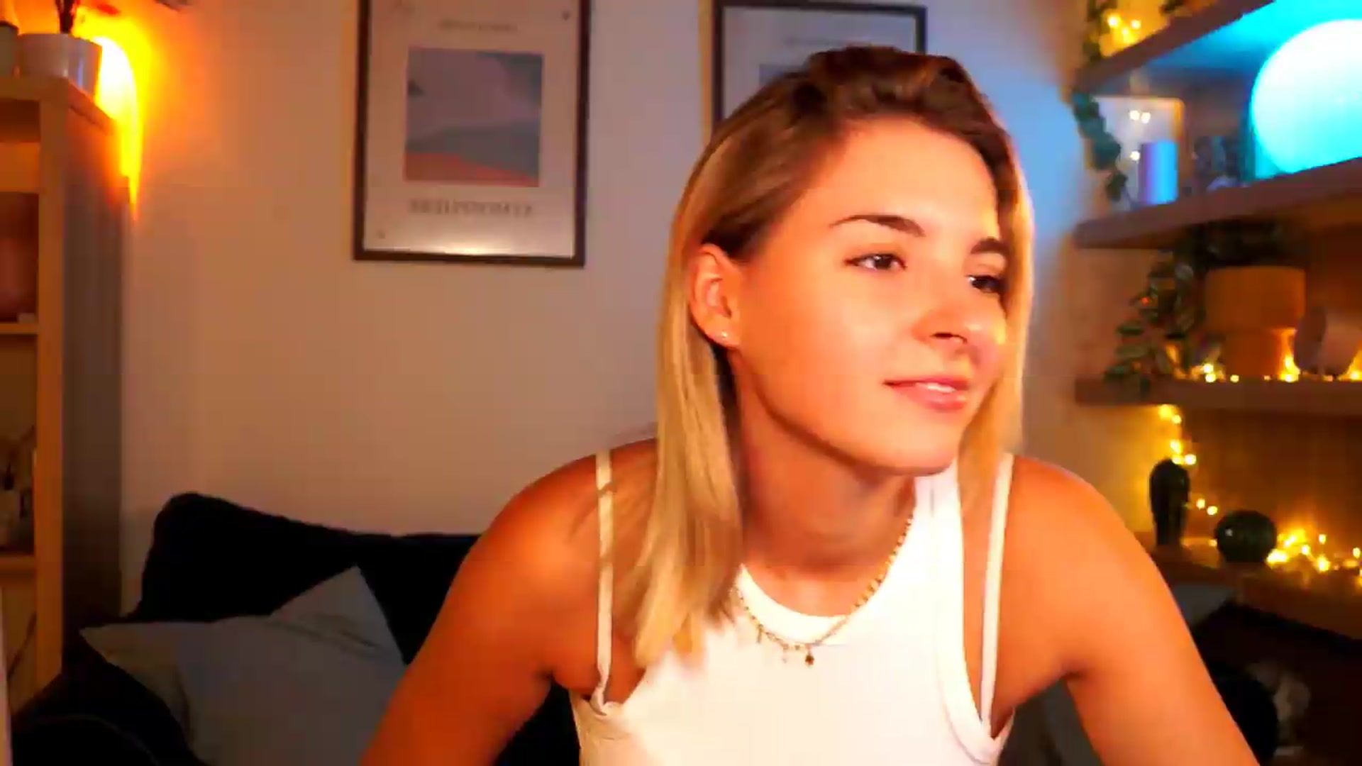 Gallery image thumbnail from Pixie_Pie's myfreecams stream on, 08/26/2026, 11:49 image 2 of 20