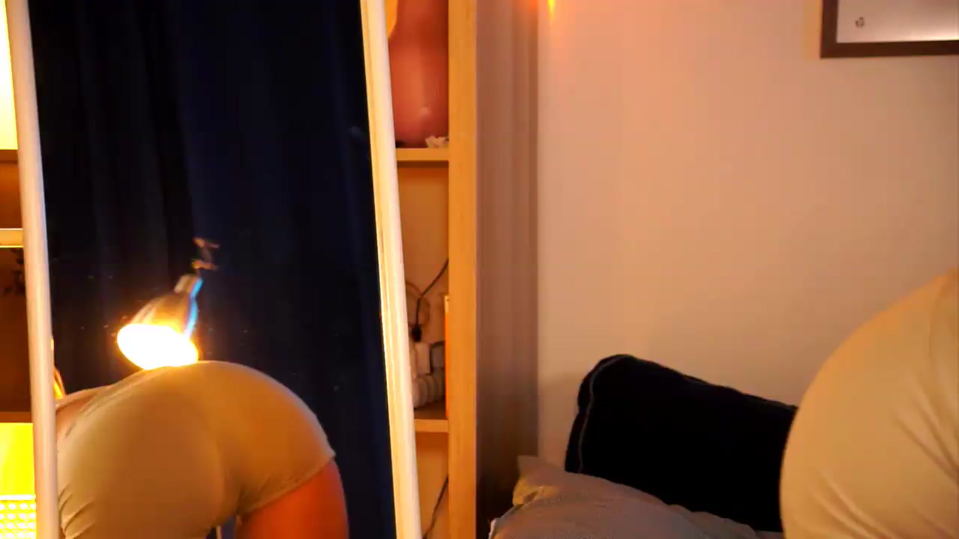 Gallery image thumbnail from Pixie_Pie's myfreecams stream on, 08/26/2026, 18:11 image 14 of 20