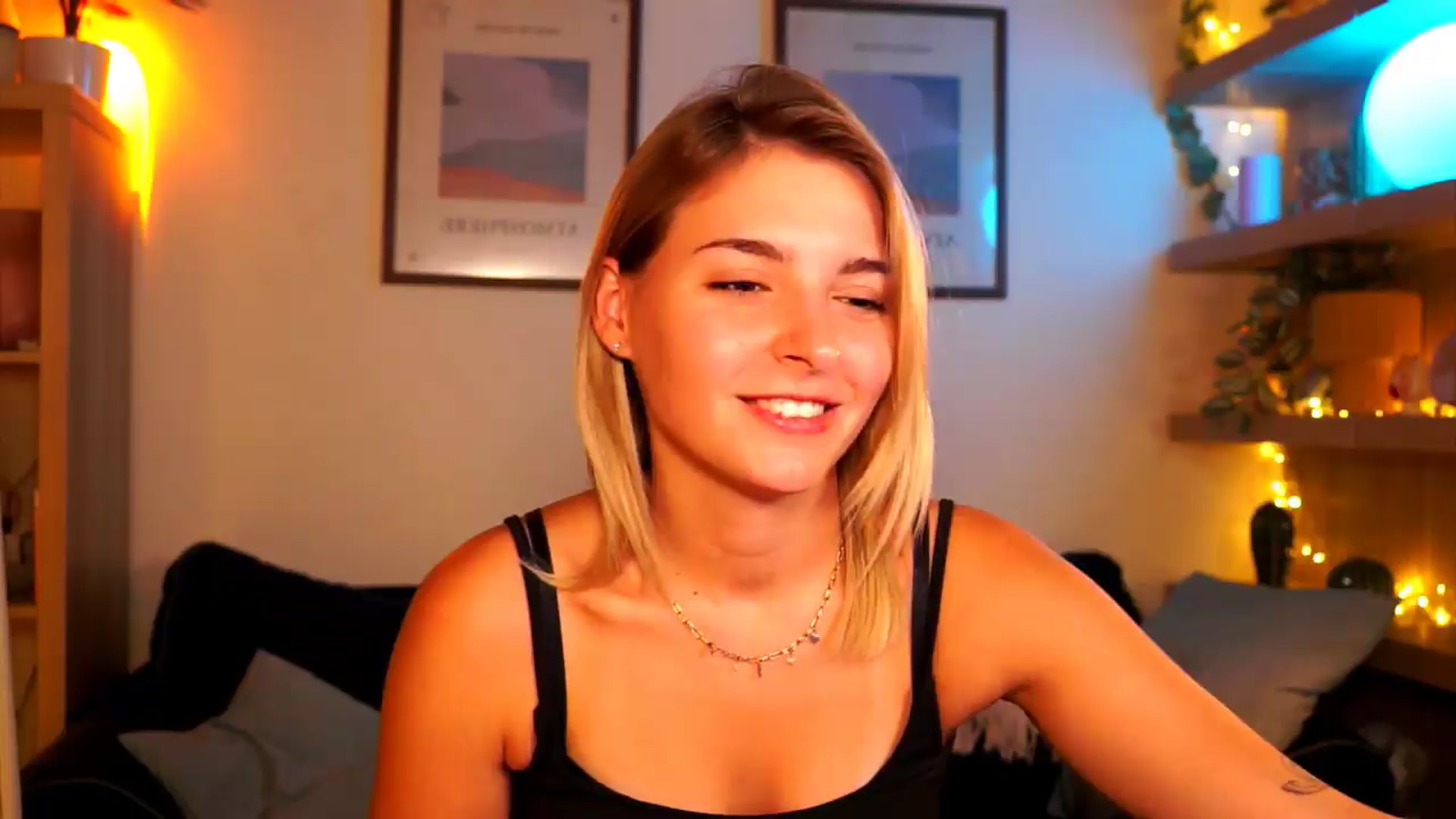 Gallery image thumbnail from Pixie_Pie's myfreecams stream on, 08/27/2026, 14:28 image 9 of 20