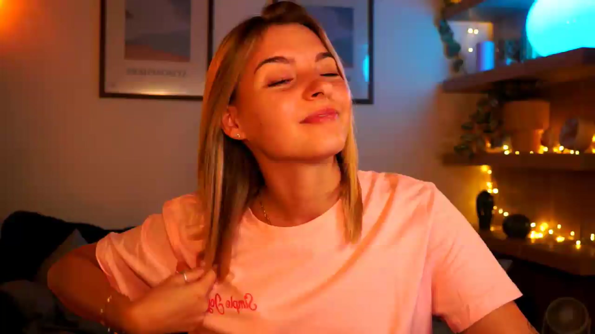 Gallery image thumbnail from Pixie_Pie's myfreecams stream on, 09/01/2026, 17:43 image 2 of 20