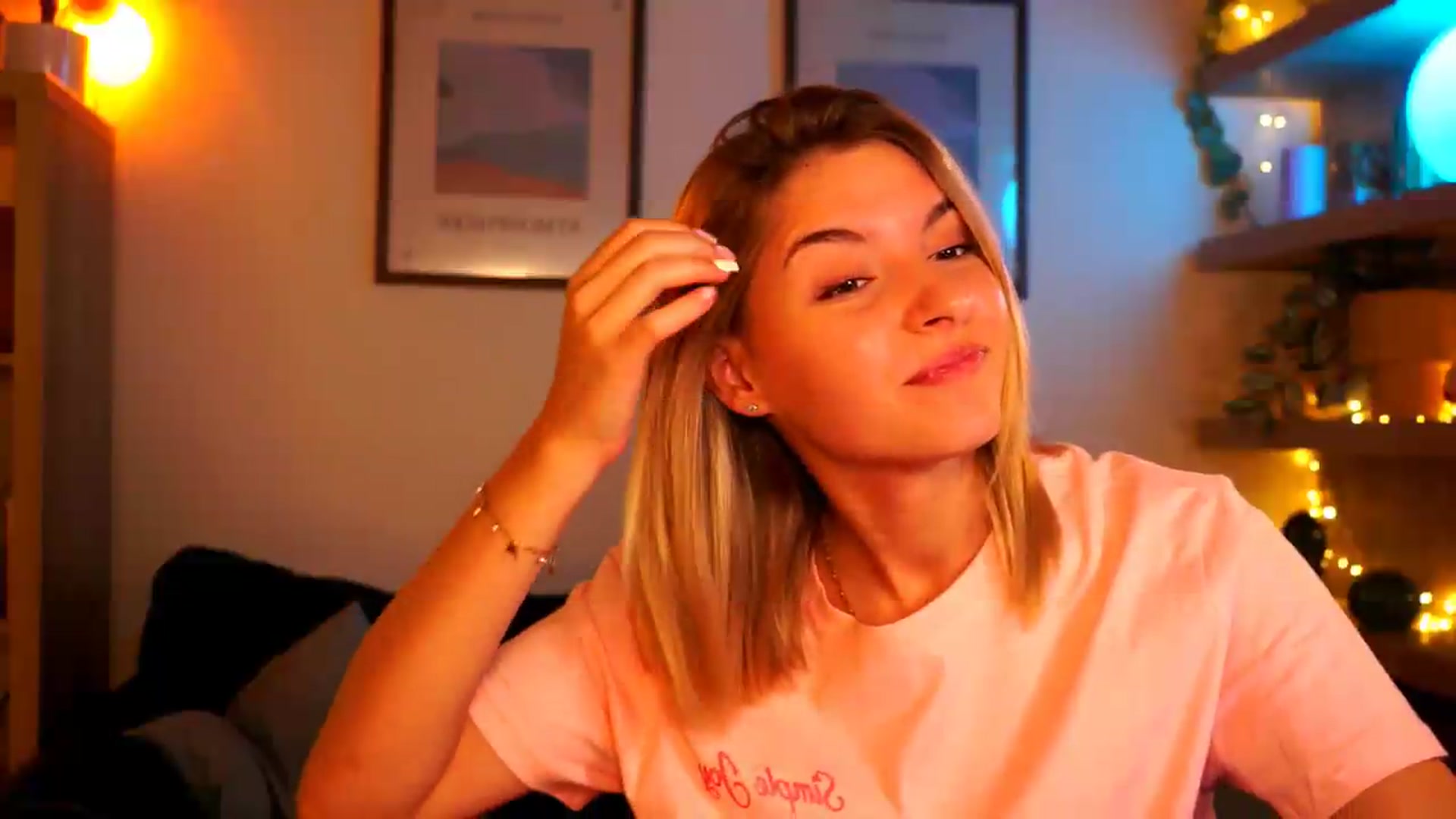 Gallery image thumbnail from Pixie_Pie's myfreecams stream on, 09/01/2026, 17:43 image 10 of 20