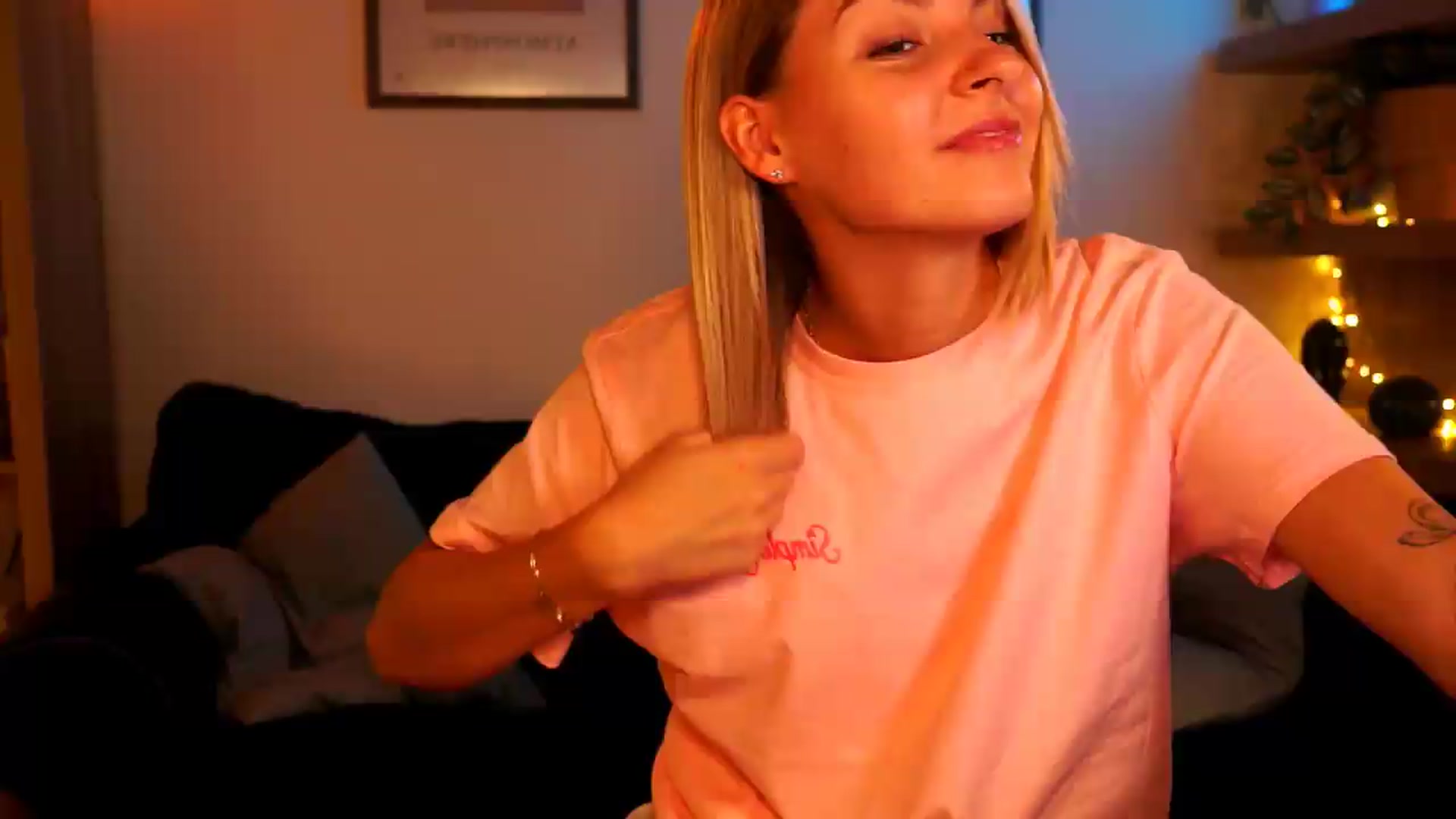Gallery image thumbnail from Pixie_Pie's myfreecams stream on, 09/01/2026, 18:45 image 5 of 20