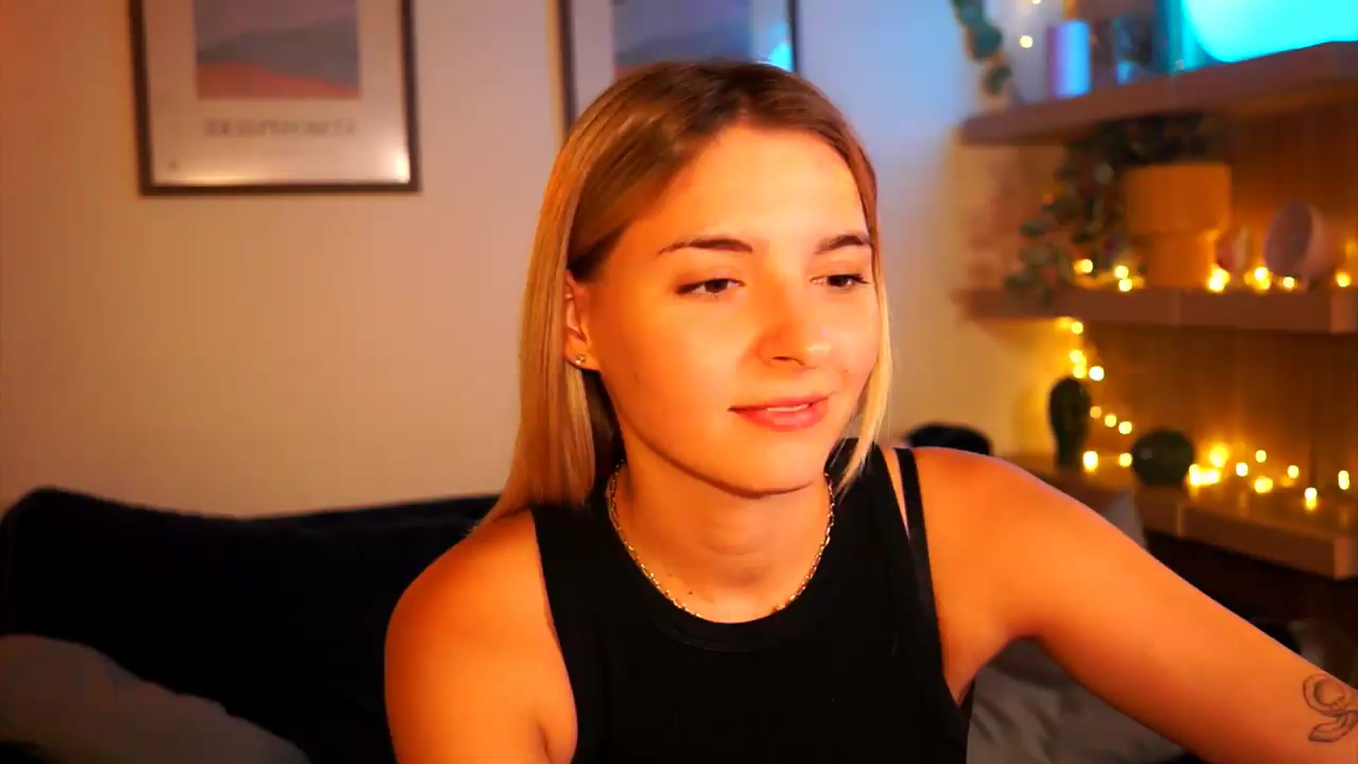 Gallery image thumbnail from Pixie_Pie's myfreecams stream on, 09/03/2026, 20:44 image 4 of 20