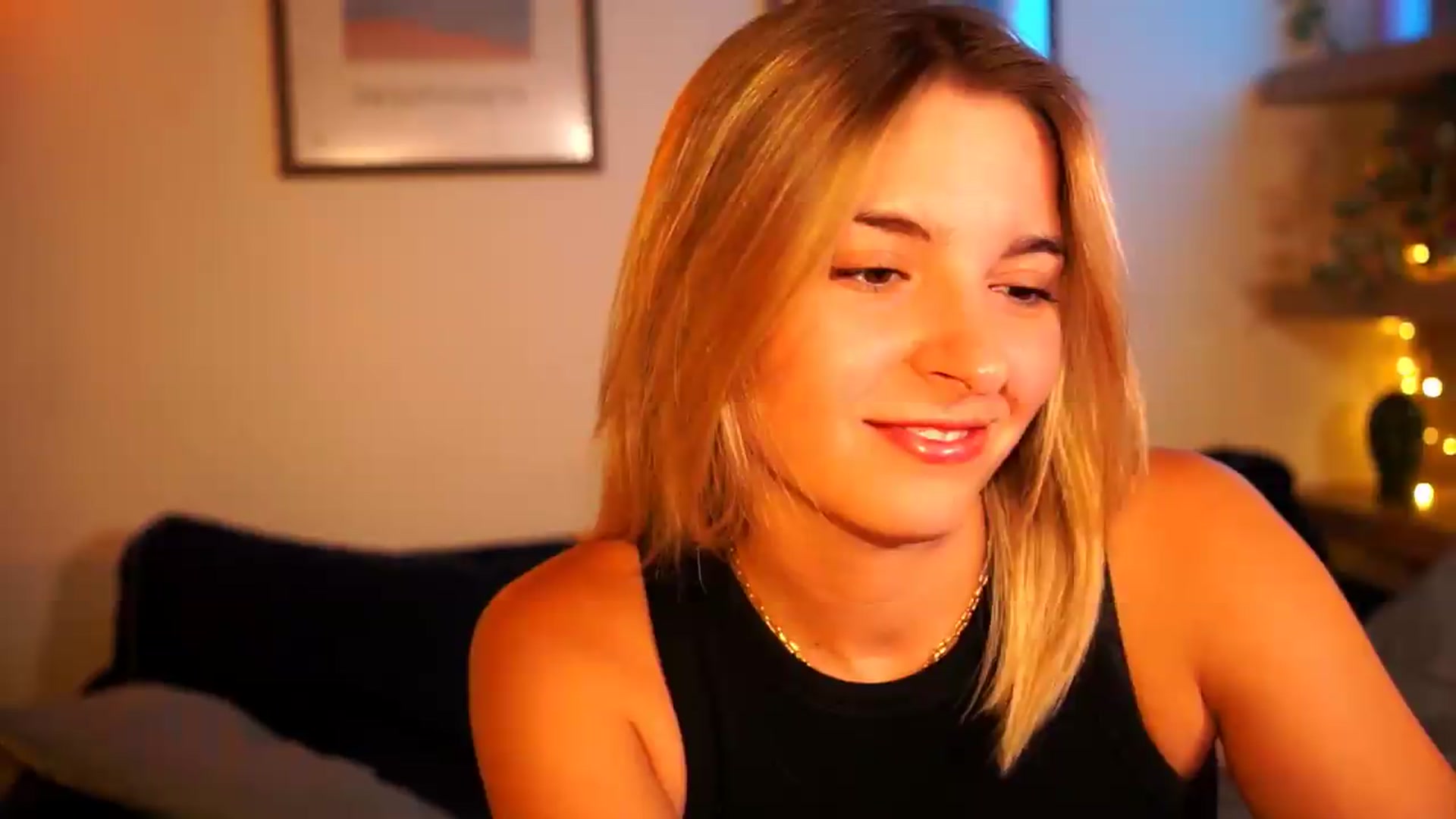 Gallery image thumbnail from Pixie_Pie's myfreecams stream on, 09/03/2026, 20:44 image 18 of 20