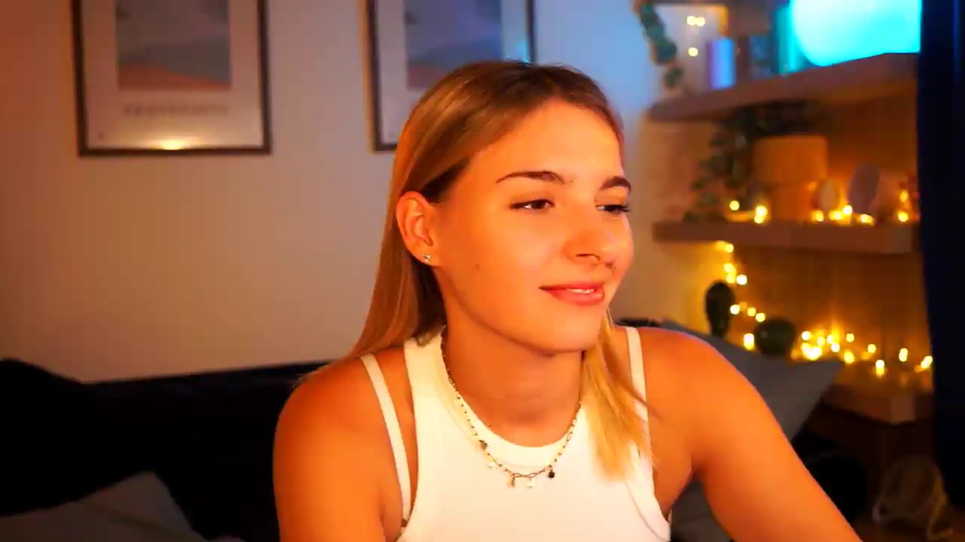 Gallery image thumbnail from Pixie_Pie's myfreecams stream on, 09/04/2026, 19:46 image 4 of 20
