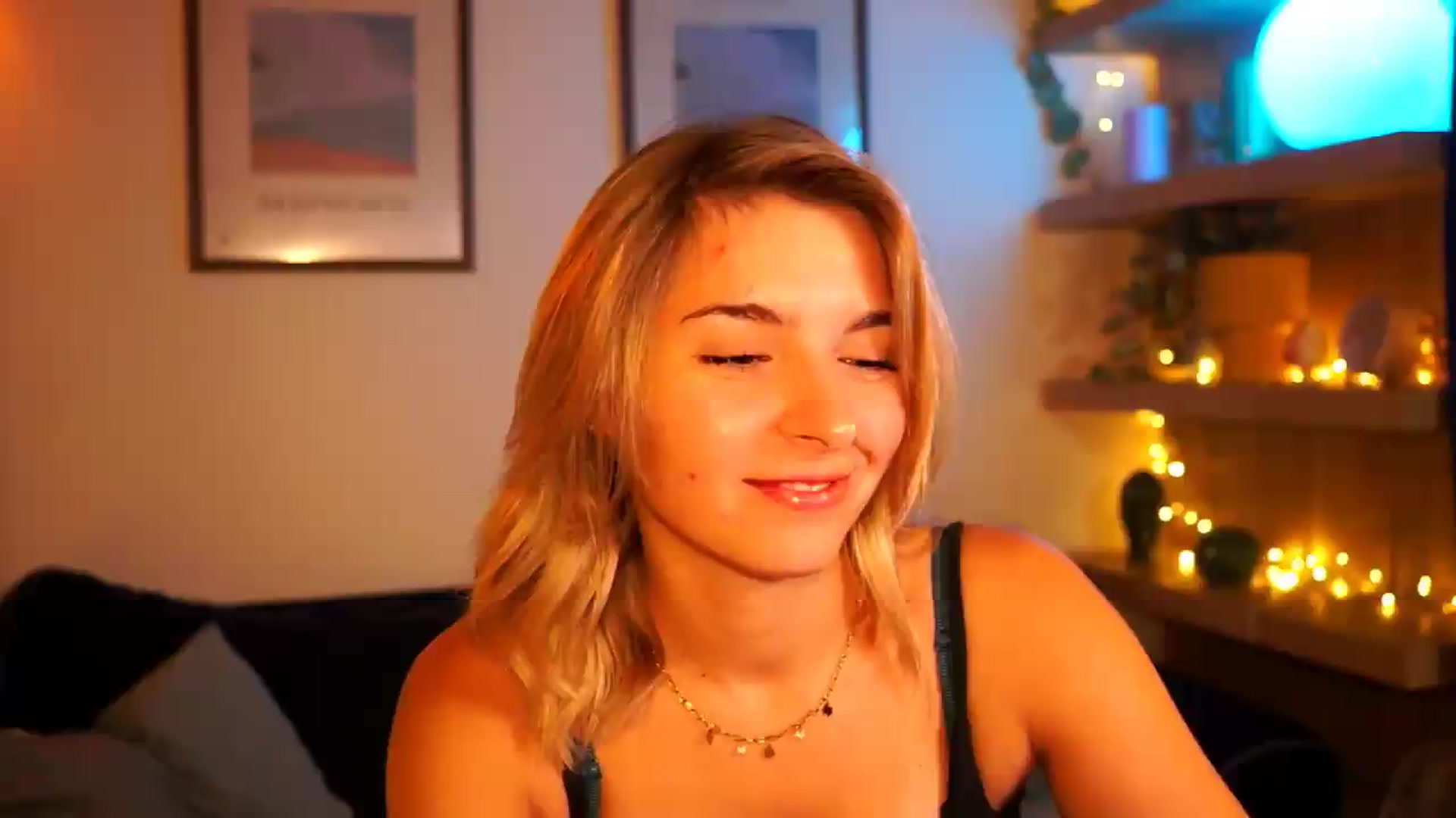 Gallery image thumbnail from Pixie_Pie's myfreecams stream on, 09/05/2026, 16:32 image 5 of 20