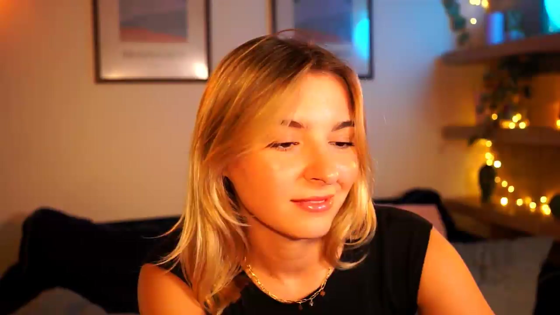 Gallery image thumbnail from Pixie_Pie's myfreecams stream on, 09/14/2026, 14:11 image 2 of 20