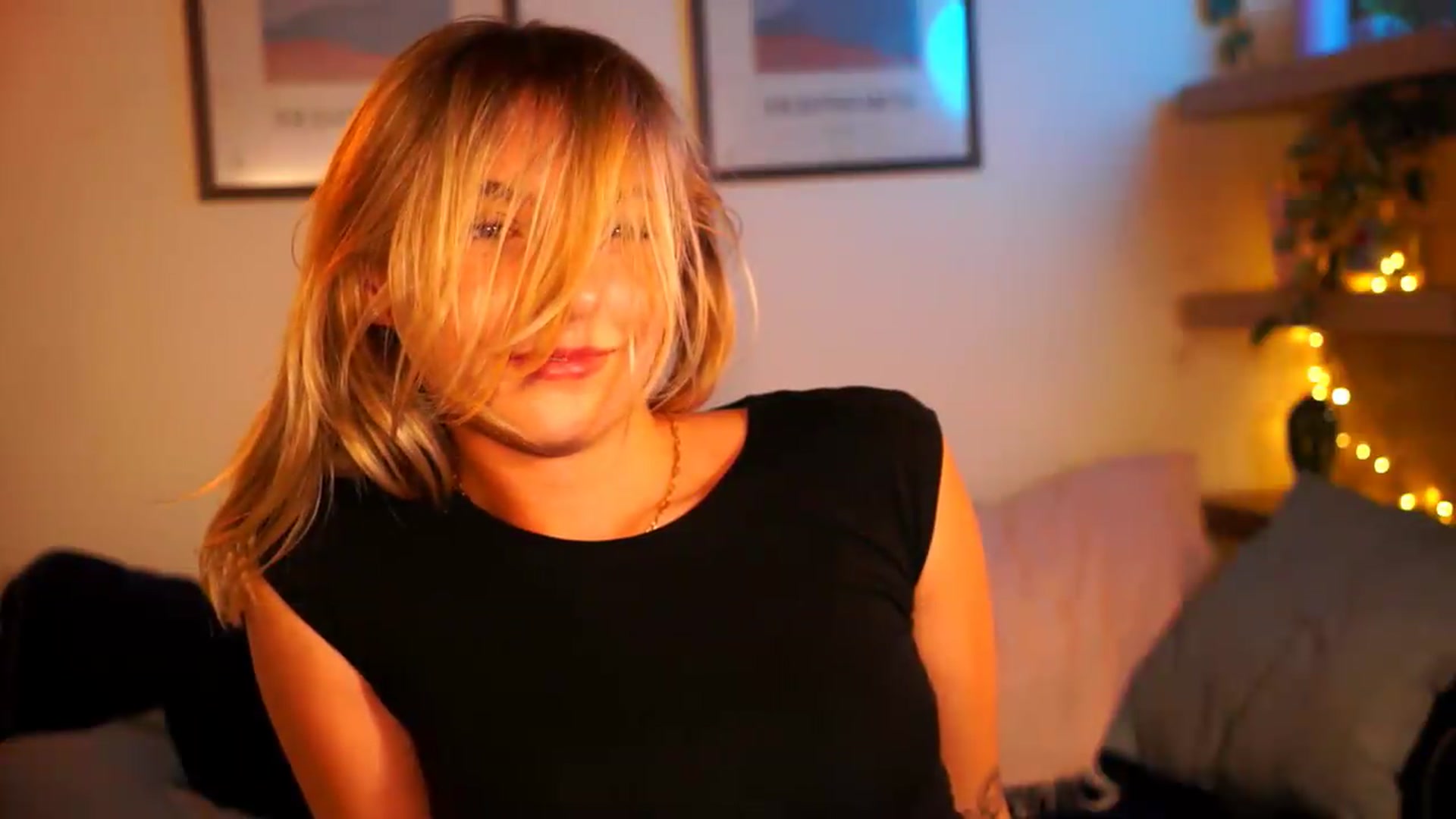 Gallery image thumbnail from Pixie_Pie's myfreecams stream on, 09/14/2026, 14:11 image 16 of 20