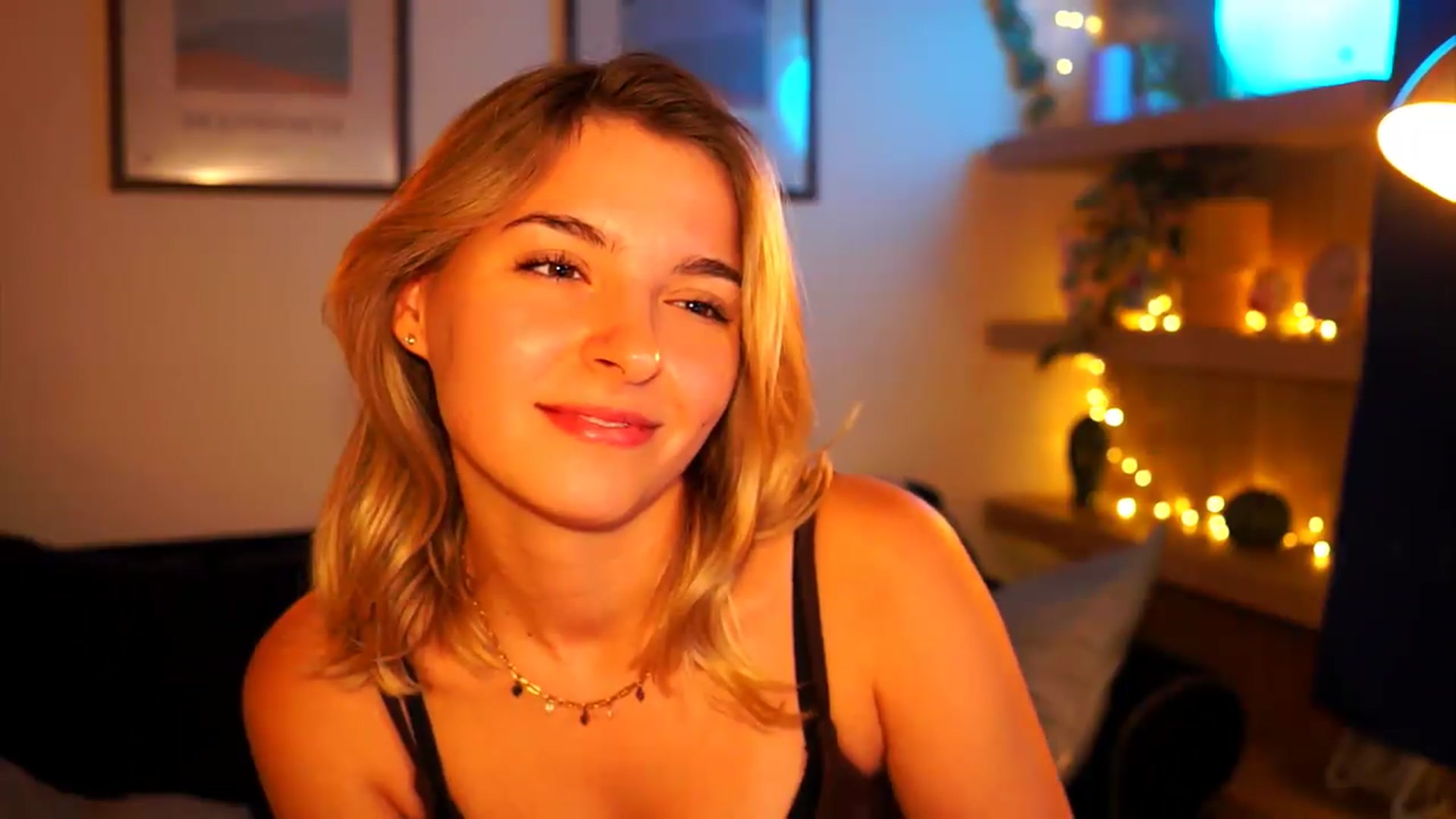 Gallery image thumbnail from Pixie_Pie's myfreecams stream on, 09/16/2026, 12:06 image 19 of 20
