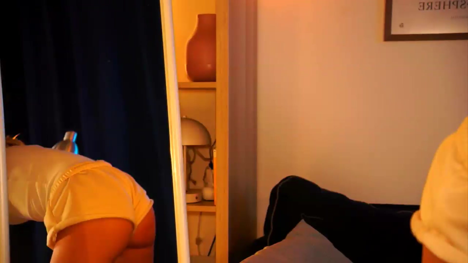 Gallery image thumbnail from Pixie_Pie's myfreecams stream on, 09/18/2026, 14:58 image 17 of 20