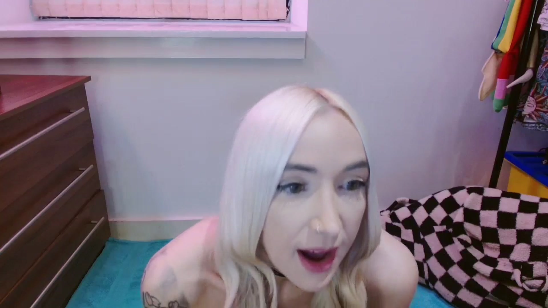Gallery image thumbnail from Pixie_Snow's myfreecams stream on, 02/03/2024, 13:14 image 7 of 20