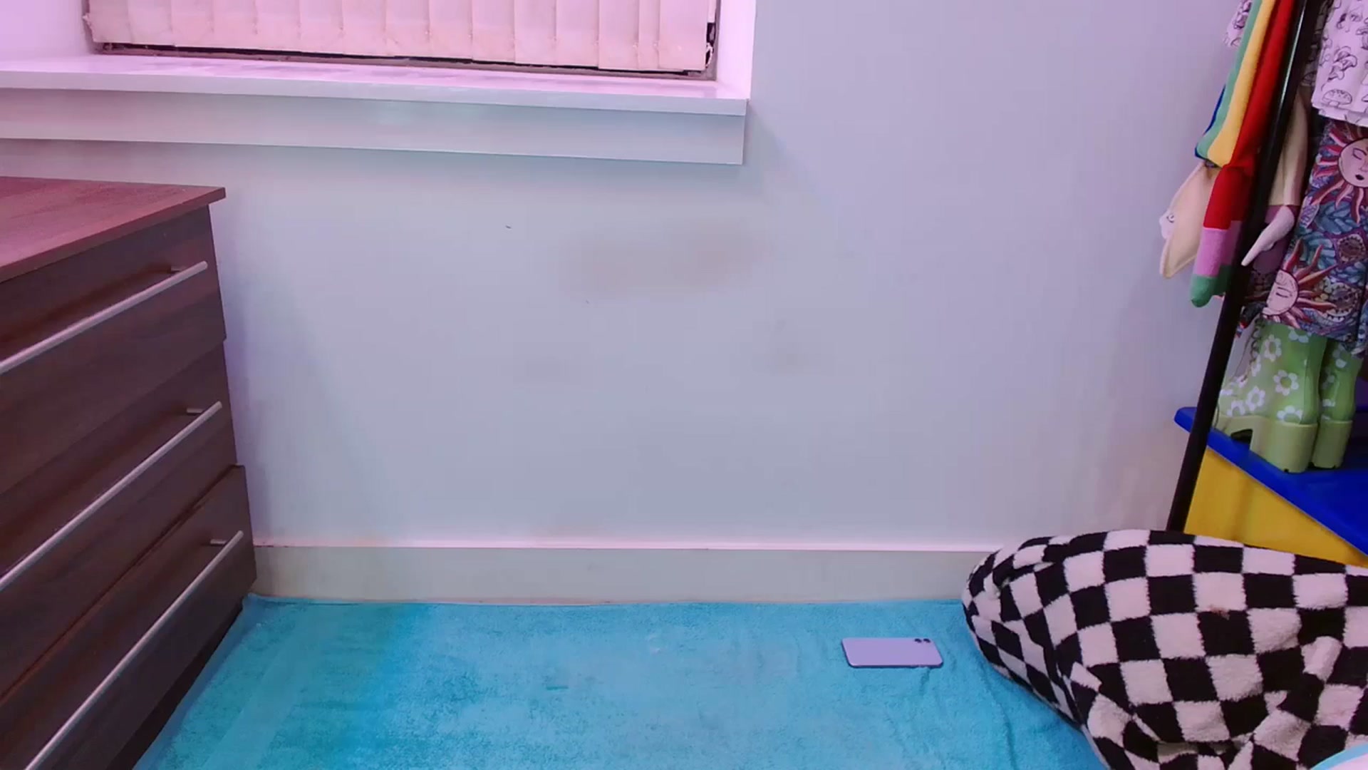 Gallery image thumbnail from Pixie_Snow's myfreecams stream on, 03/16/2024, 19:46 image 11 of 20
