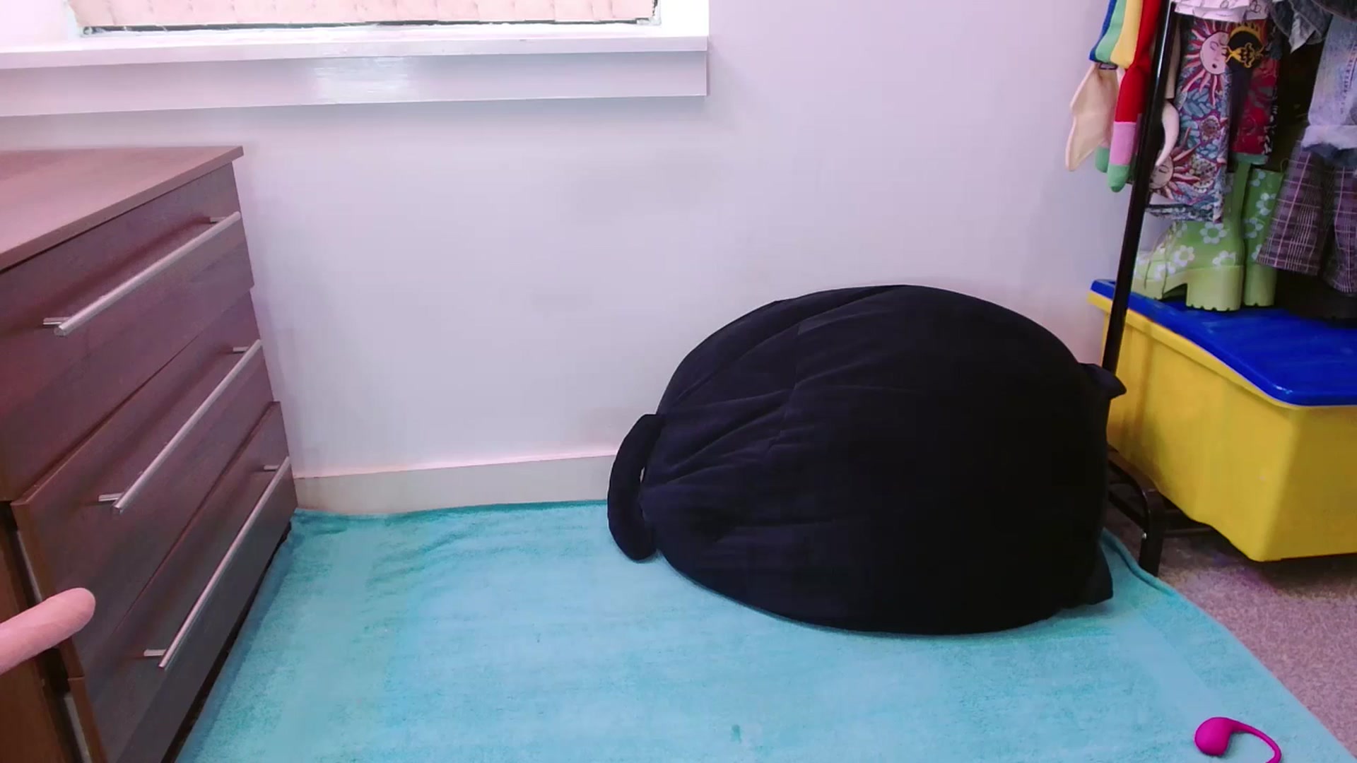 Gallery image thumbnail from Pixie_Snow's myfreecams stream on, 07/21/2024, 14:17 image 6 of 20