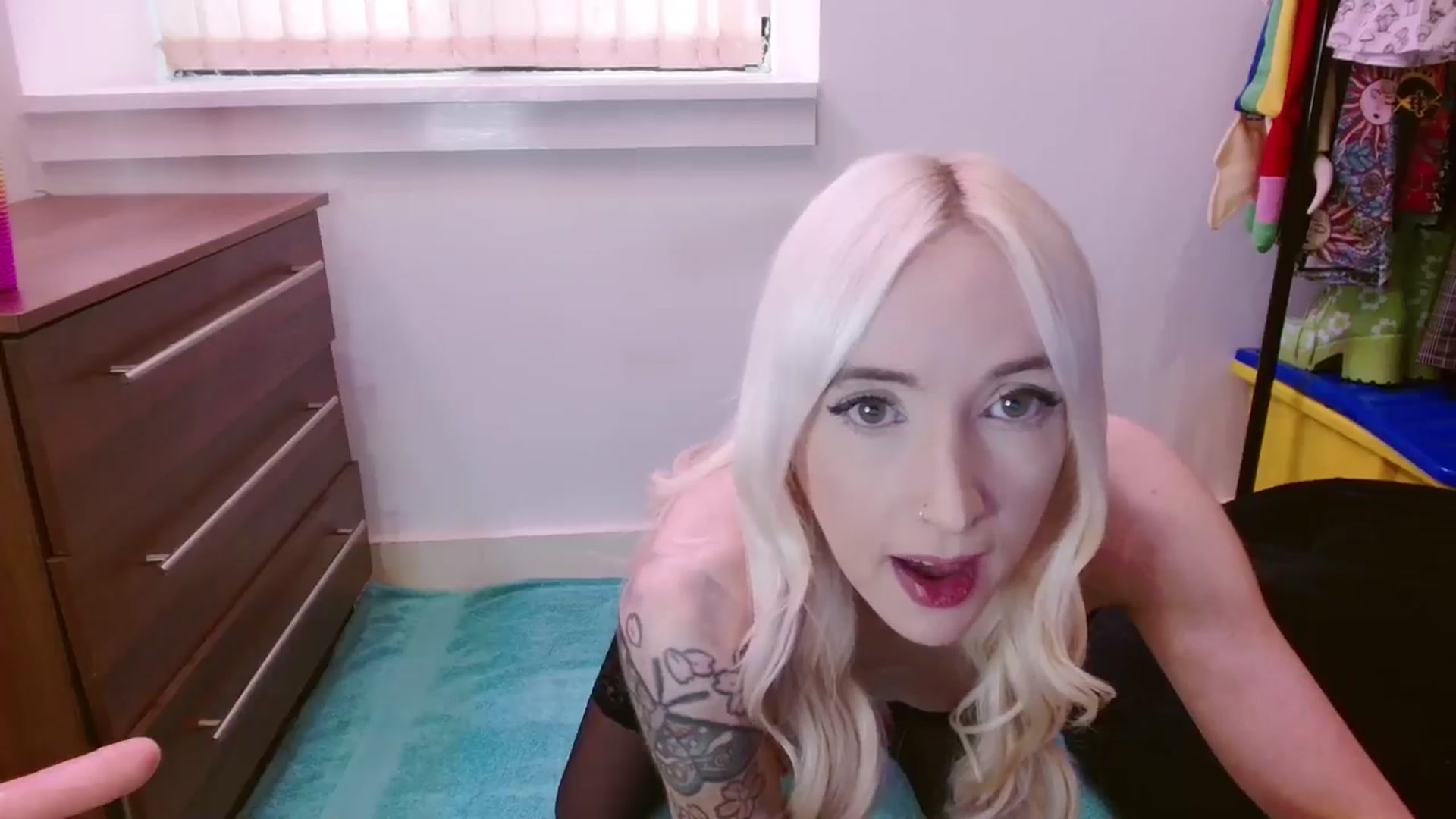 Gallery image thumbnail from Pixie_Snow's myfreecams stream on, 07/26/2024, 16:07 image 8 of 20