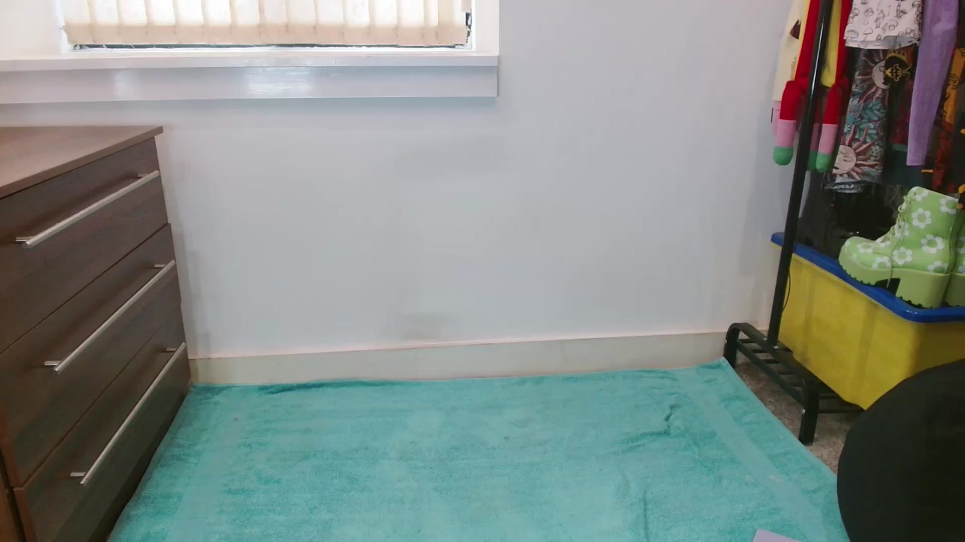 Gallery image thumbnail from Pixie_Snow's myfreecams stream on, 09/14/2024, 16:42 image 15 of 20
