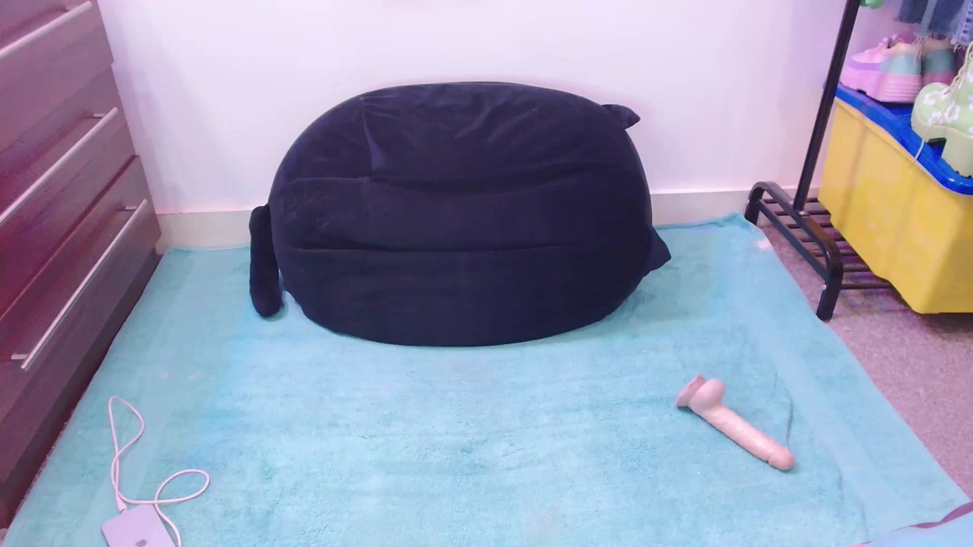 Gallery image thumbnail from Pixie_Snow's myfreecams stream on, 11/08/2024, 12:41 image 11 of 20