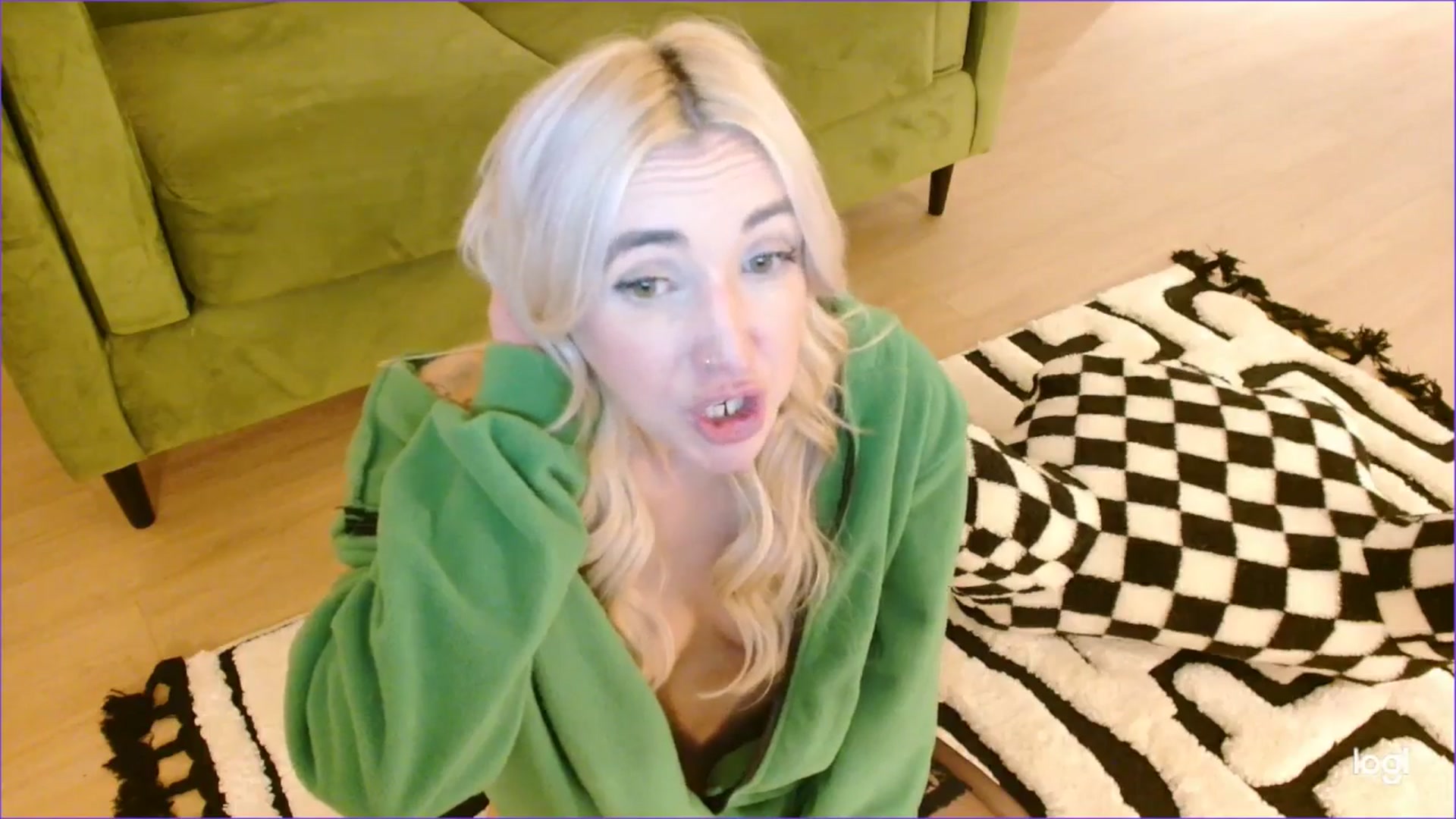 Gallery image thumbnail from Pixie_Snow's myfreecams stream on, 01/17/2026, 19:43 image 12 of 20