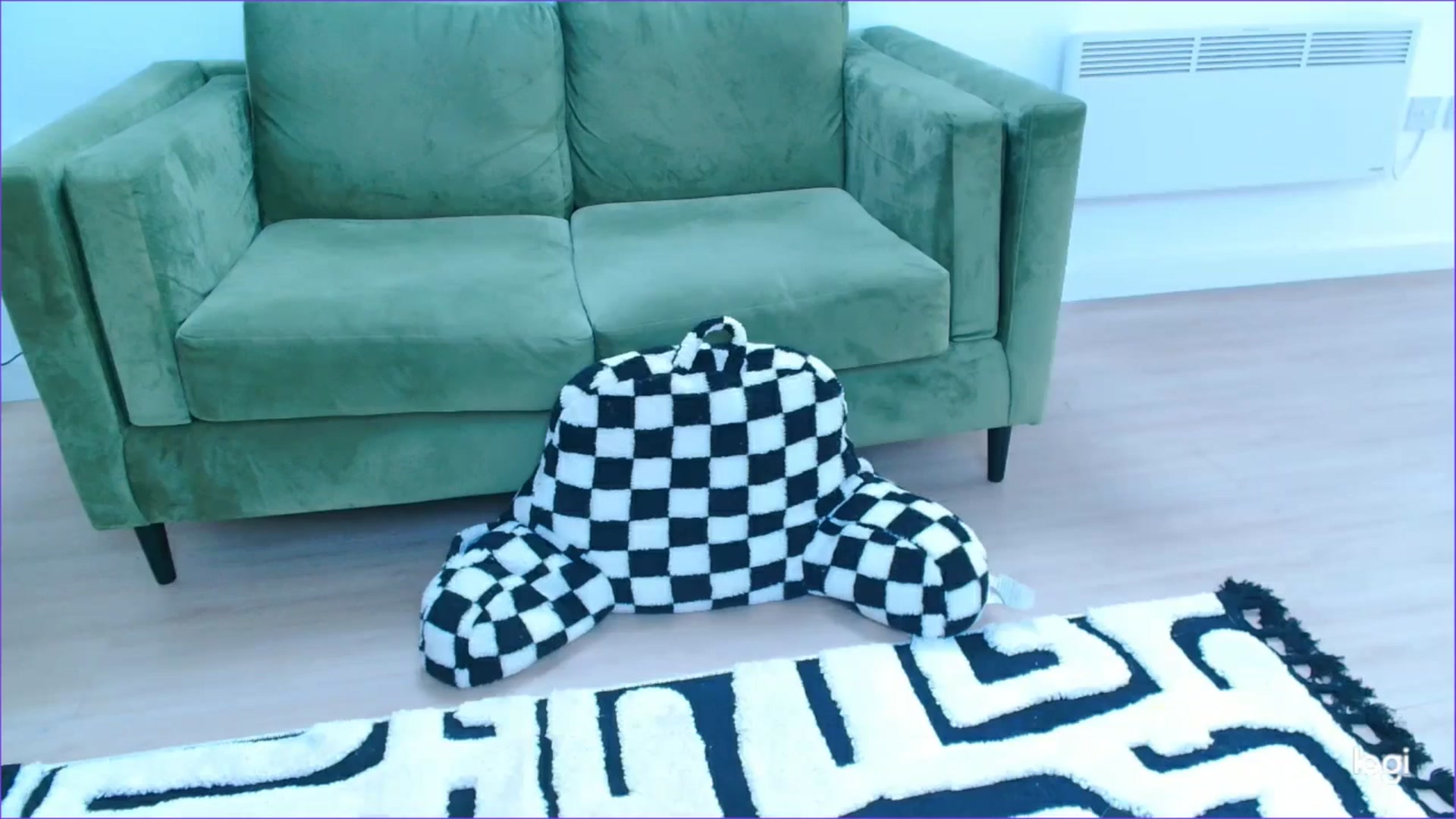 Gallery image thumbnail from Pixie_Snow's myfreecams stream on, 01/20/2026, 16:31 image 12 of 20