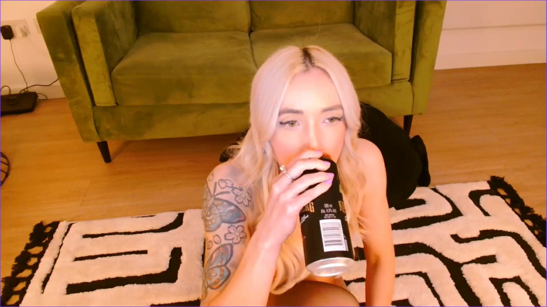 Gallery image thumbnail from Pixie_Snow's myfreecams stream on, 01/25/2026, 17:31 image 16 of 20