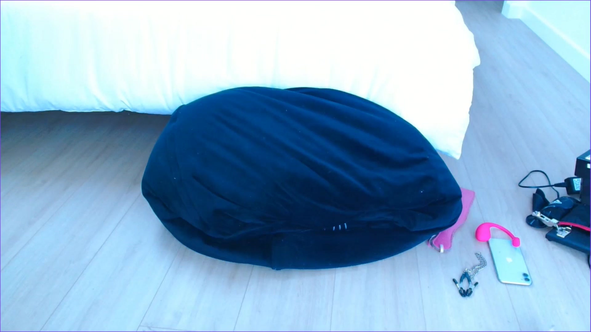 Gallery image thumbnail from Pixie_Snow's myfreecams stream on, 02/06/2026, 16:17 image 3 of 20
