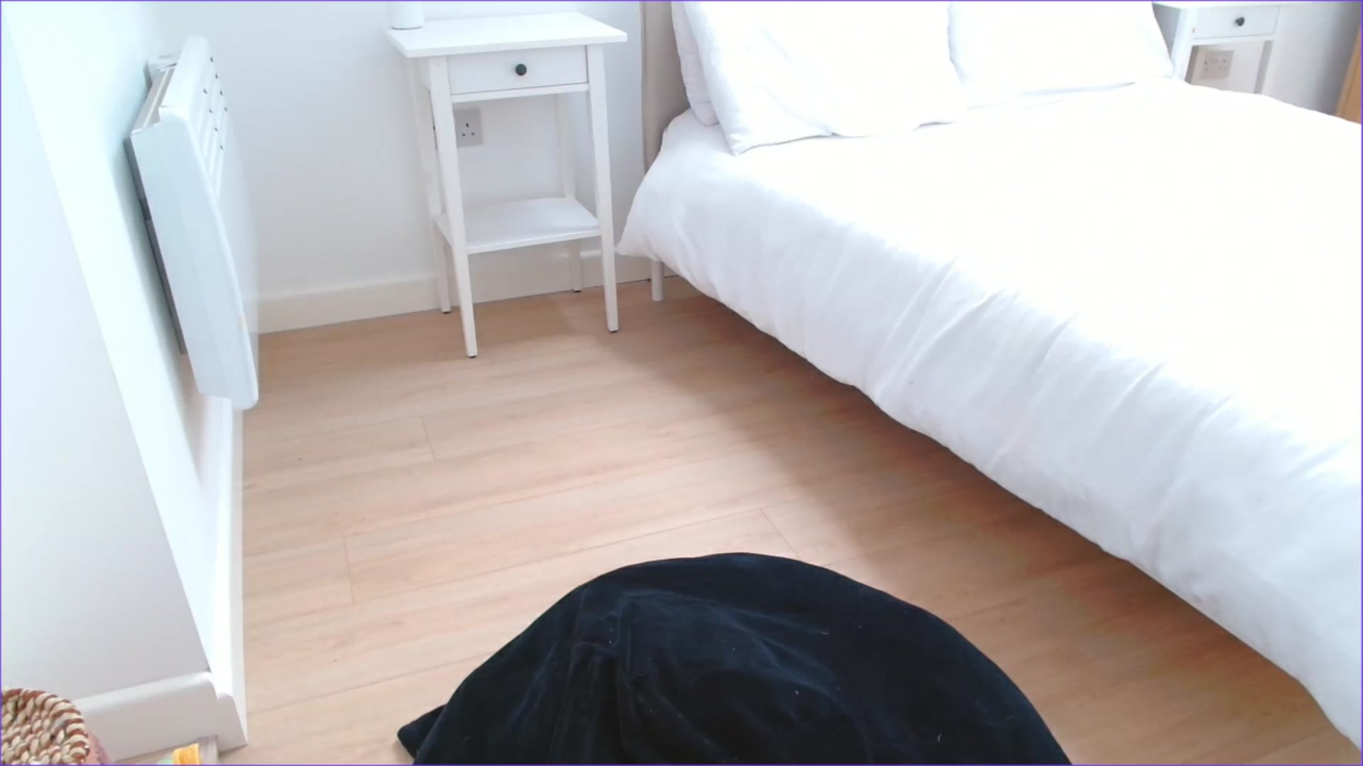 Gallery image thumbnail from Pixie_Snow's myfreecams stream on, 05/10/2026, 16:17 image 20 of 20
