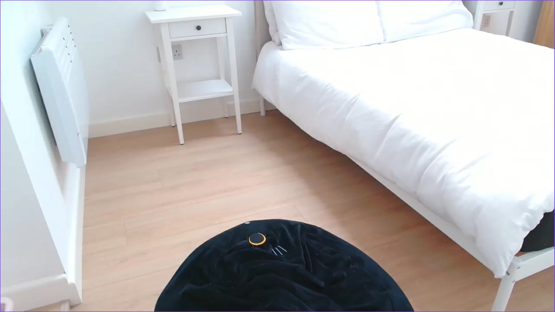 Gallery image thumbnail from Pixie_Snow's myfreecams stream on, 05/21/2026, 16:36 image 7 of 20