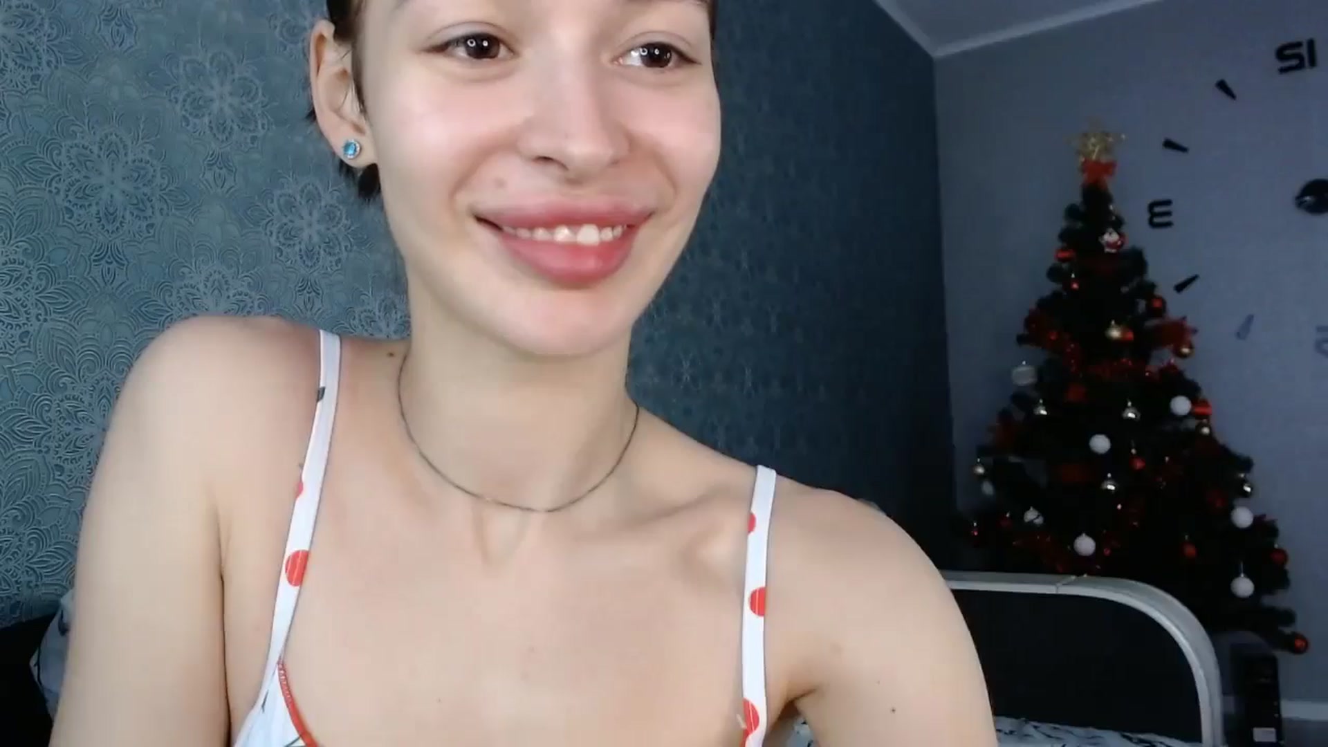 Gallery image thumbnail from Pixie_Vixen's myfreecams stream on, 12/19/2025, 09:00 image 18 of 20