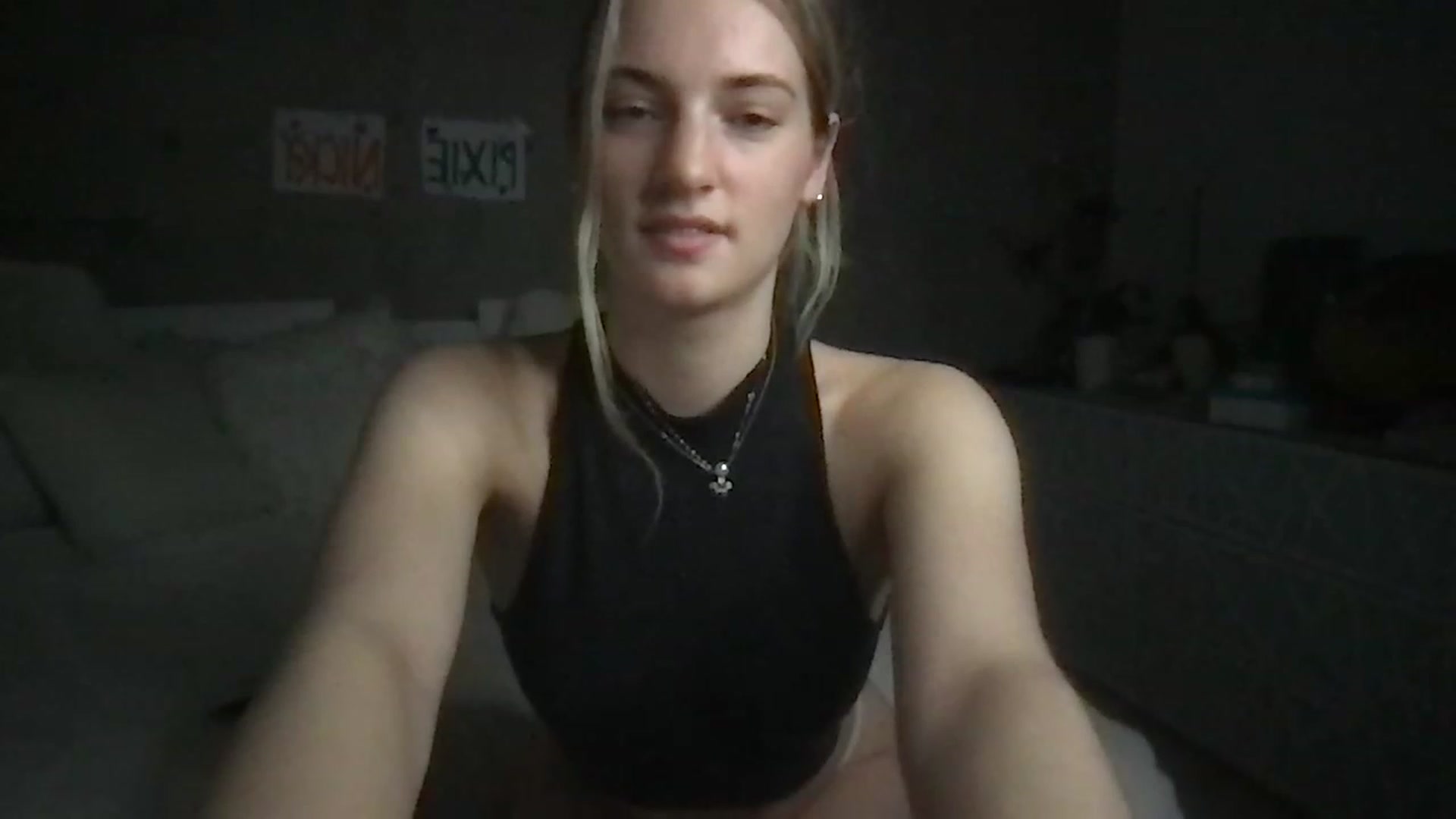 Gallery image thumbnail from Pixienicky's myfreecams stream on, 12/12/2022, 03:44 image 7 of 20