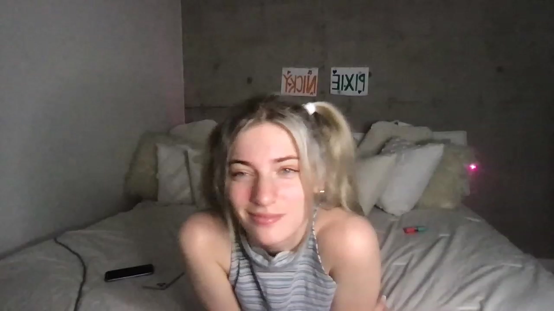 Gallery image thumbnail from Pixienicky's myfreecams stream on, 12/23/2022, 03:46 image 2 of 20