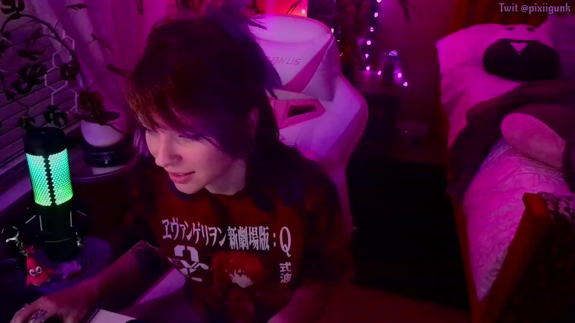 Gallery image thumbnail from Pixiigunk's myfreecams stream on, 03/24/2023, 09:31 image 19 of 20