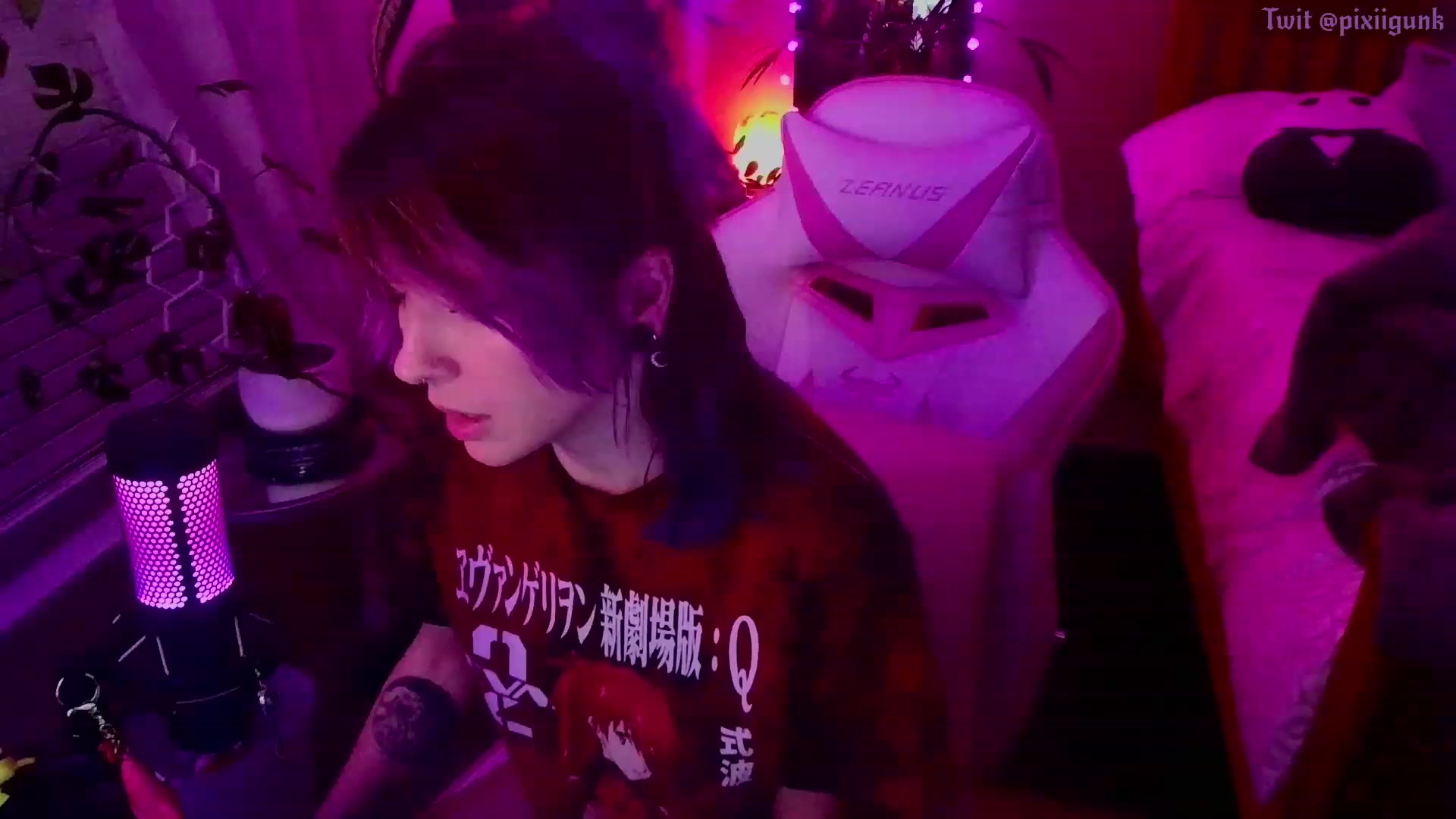 Gallery image thumbnail from Pixiigunk's myfreecams stream on, 03/24/2023, 09:31 image 1 of 20