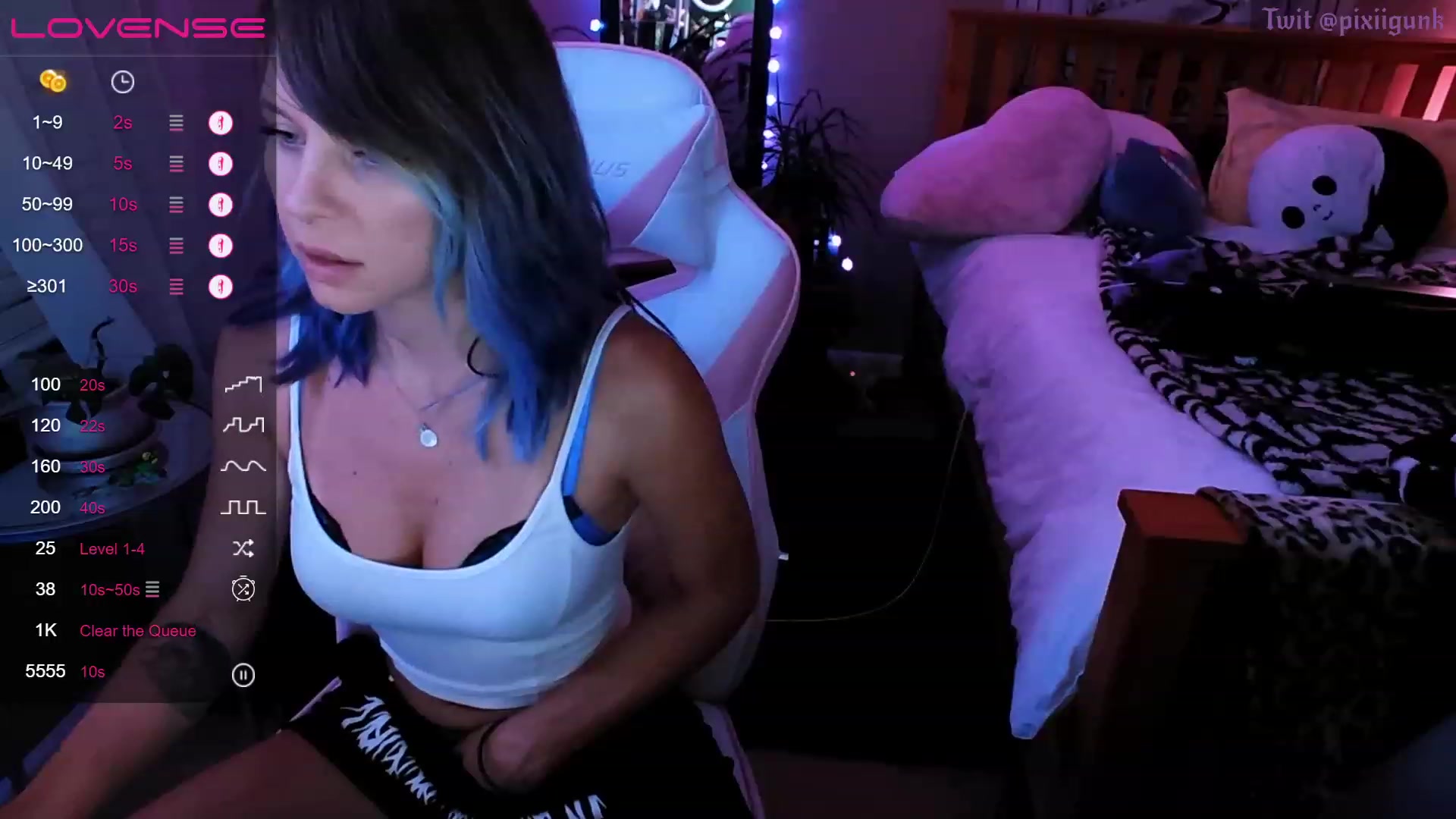 Gallery image thumbnail from Pixiigunk's myfreecams stream on, 07/04/2023, 09:49 image 15 of 20