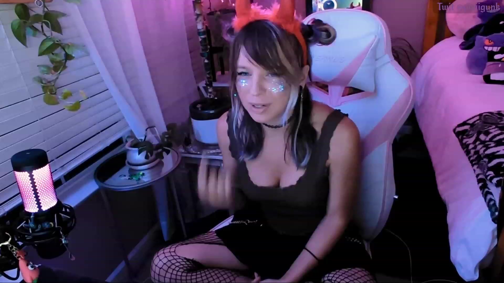 Gallery image thumbnail from Pixiigunk's myfreecams stream on, 09/14/2023, 07:06 image 18 of 20