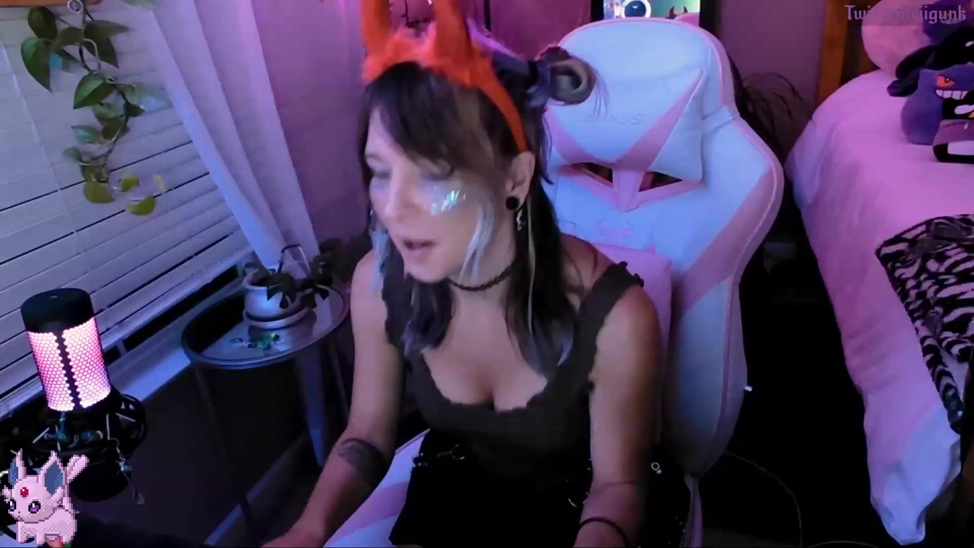Gallery image thumbnail from Pixiigunk's myfreecams stream on, 09/14/2023, 07:06 image 13 of 20