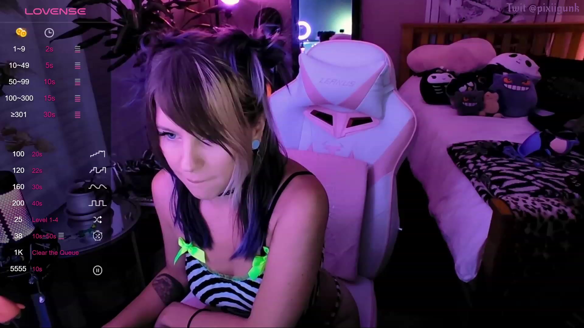 Gallery image thumbnail from Pixiigunk's myfreecams stream on, 10/13/2023, 08:42 image 8 of 20
