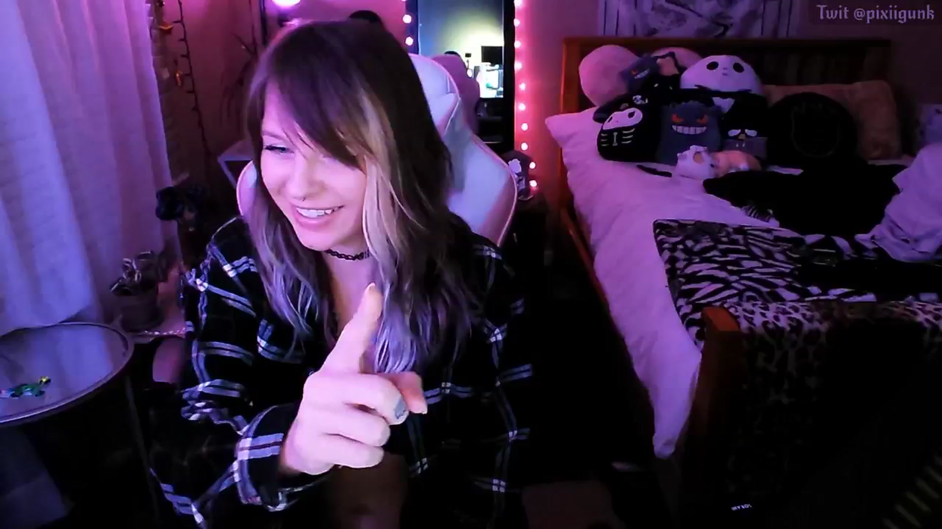 Gallery image thumbnail from Pixiigunk's myfreecams stream on, 02/09/2024, 11:43 image 6 of 20
