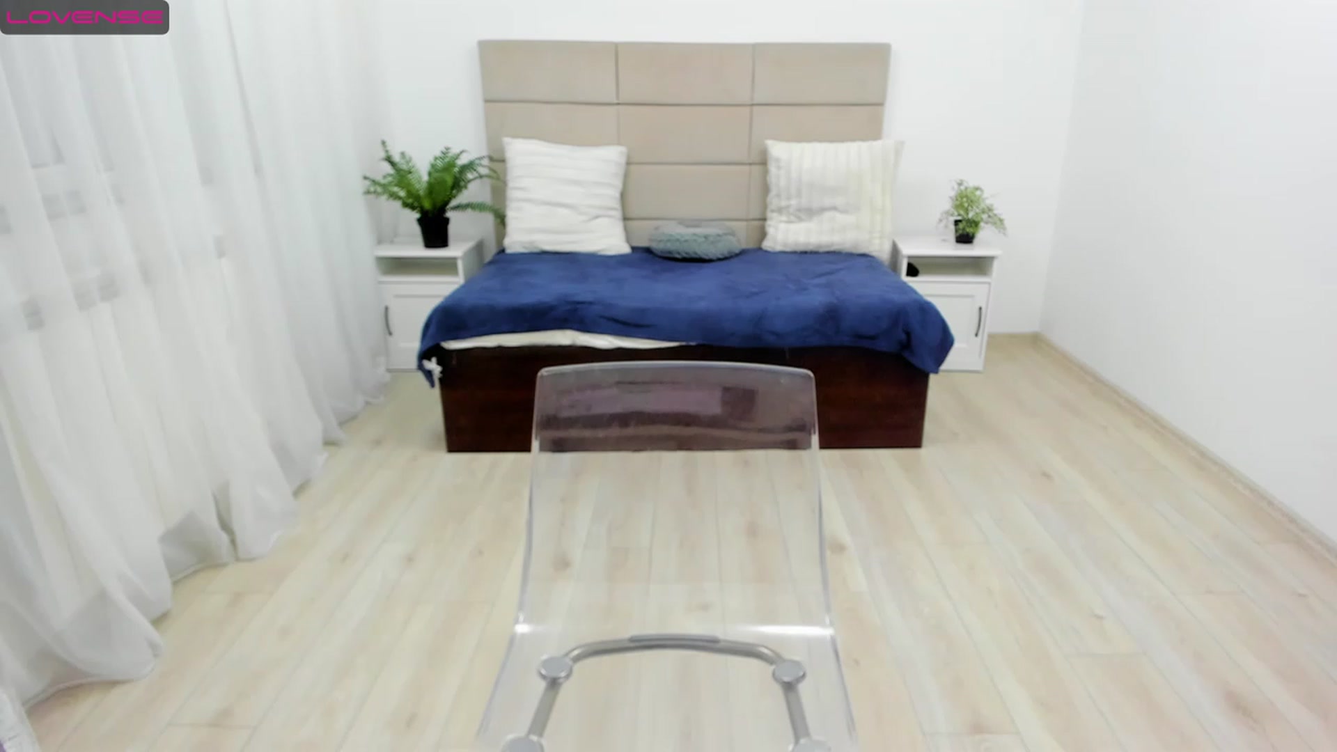 Gallery image thumbnail from Pixxie_x's myfreecams stream on, 01/27/2023, 10:49 image 17 of 20