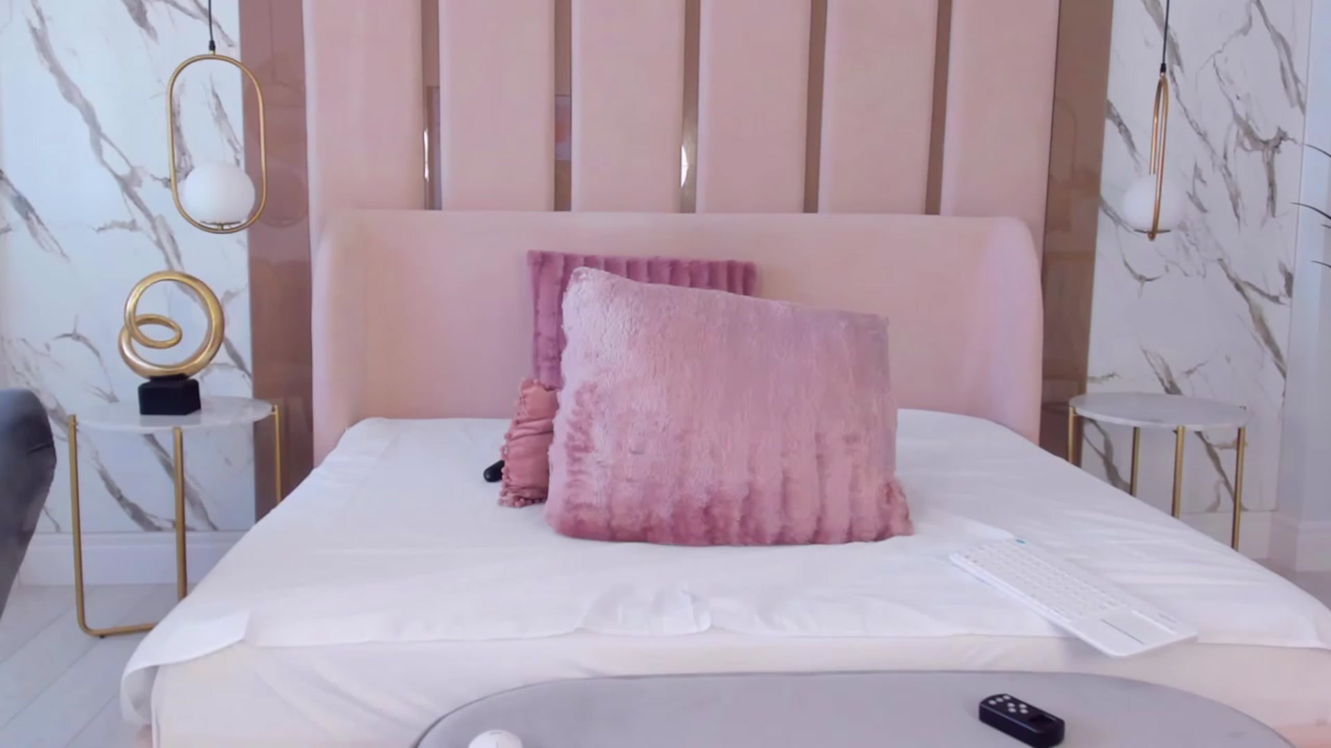 Gallery image thumbnail from Pixxie_x's myfreecams stream on, 03/25/2023, 09:58 image 18 of 20