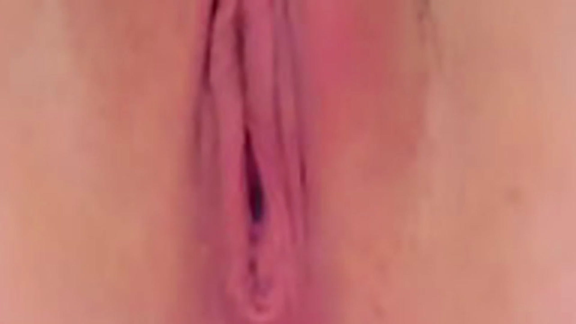 Gallery image thumbnail from Pixxie_x's myfreecams stream on, 05/17/2023, 09:26 image 16 of 20