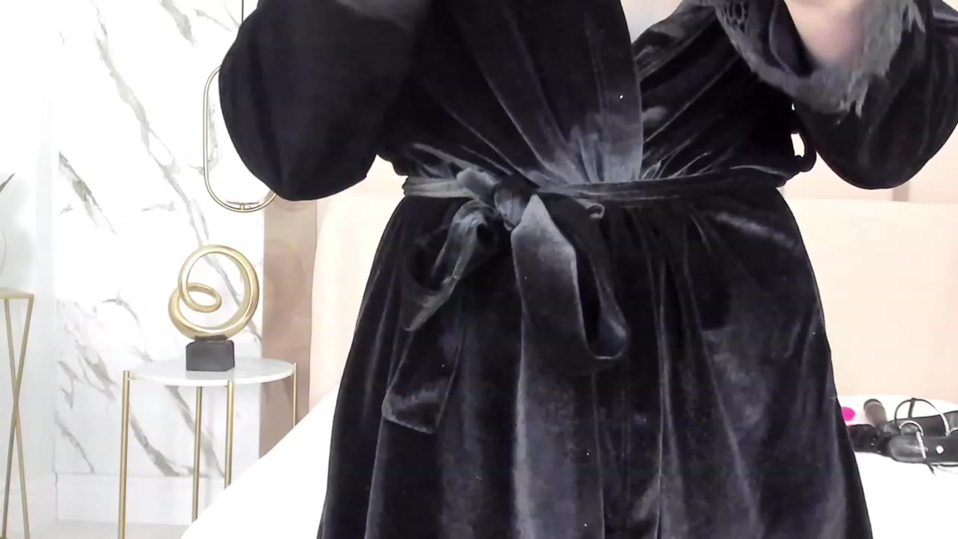 Gallery image thumbnail from Pixxie_x's myfreecams stream on, 05/17/2023, 11:27 image 8 of 20