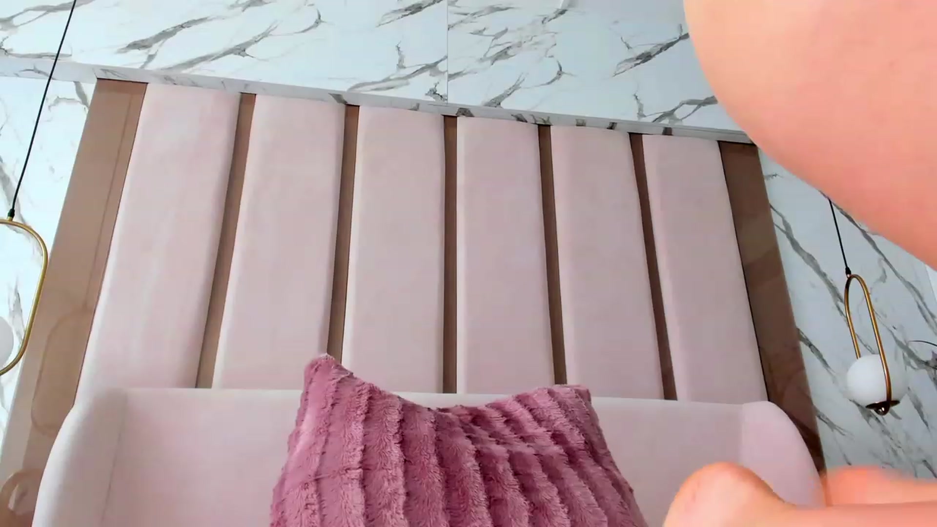 Gallery image thumbnail from Pixxie_x's myfreecams stream on, 06/19/2023, 08:19 image 10 of 20