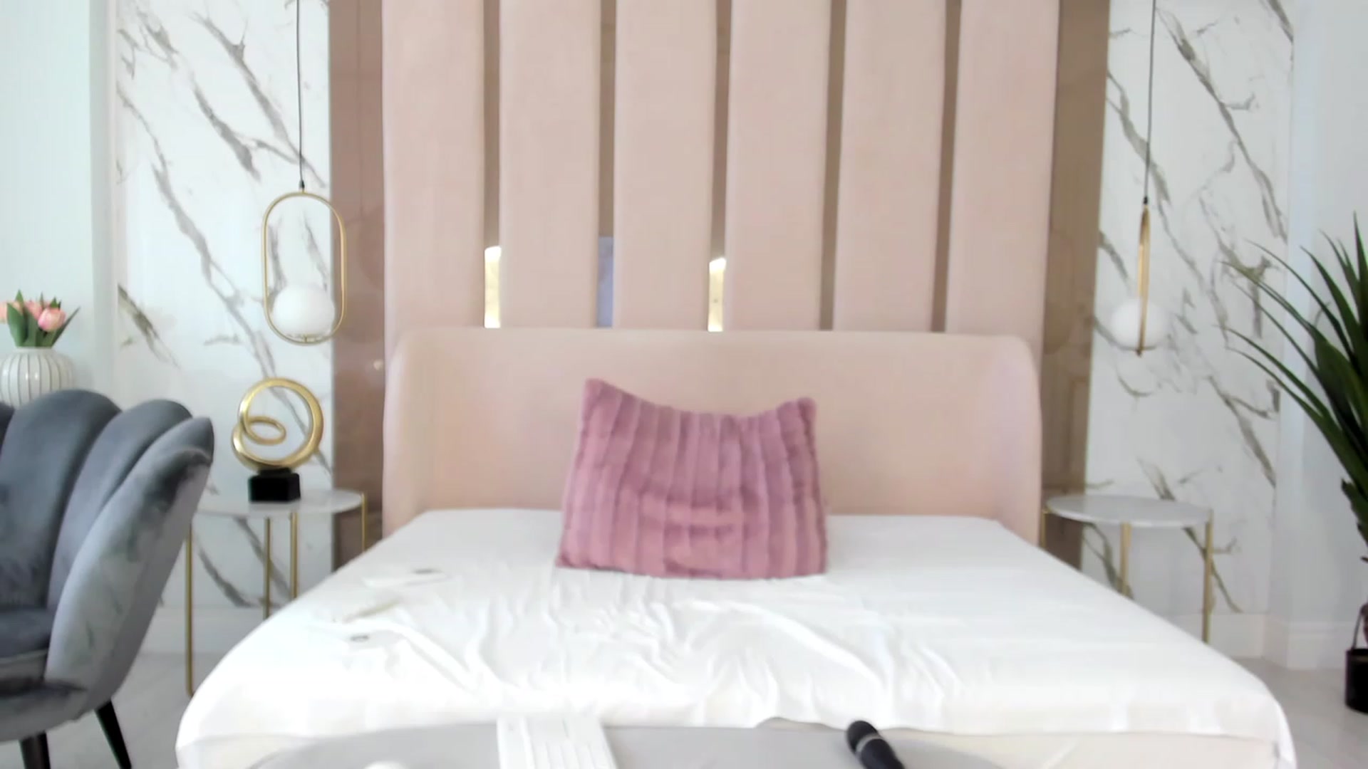 Gallery image thumbnail from Pixxie_x's myfreecams stream on, 06/28/2023, 10:12 image 20 of 20
