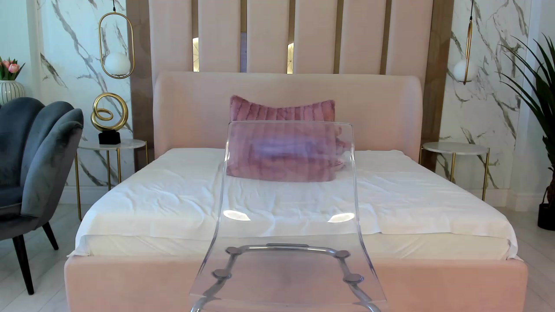 Gallery image thumbnail from Pixxie_x's myfreecams stream on, 06/30/2023, 07:56 image 2 of 20